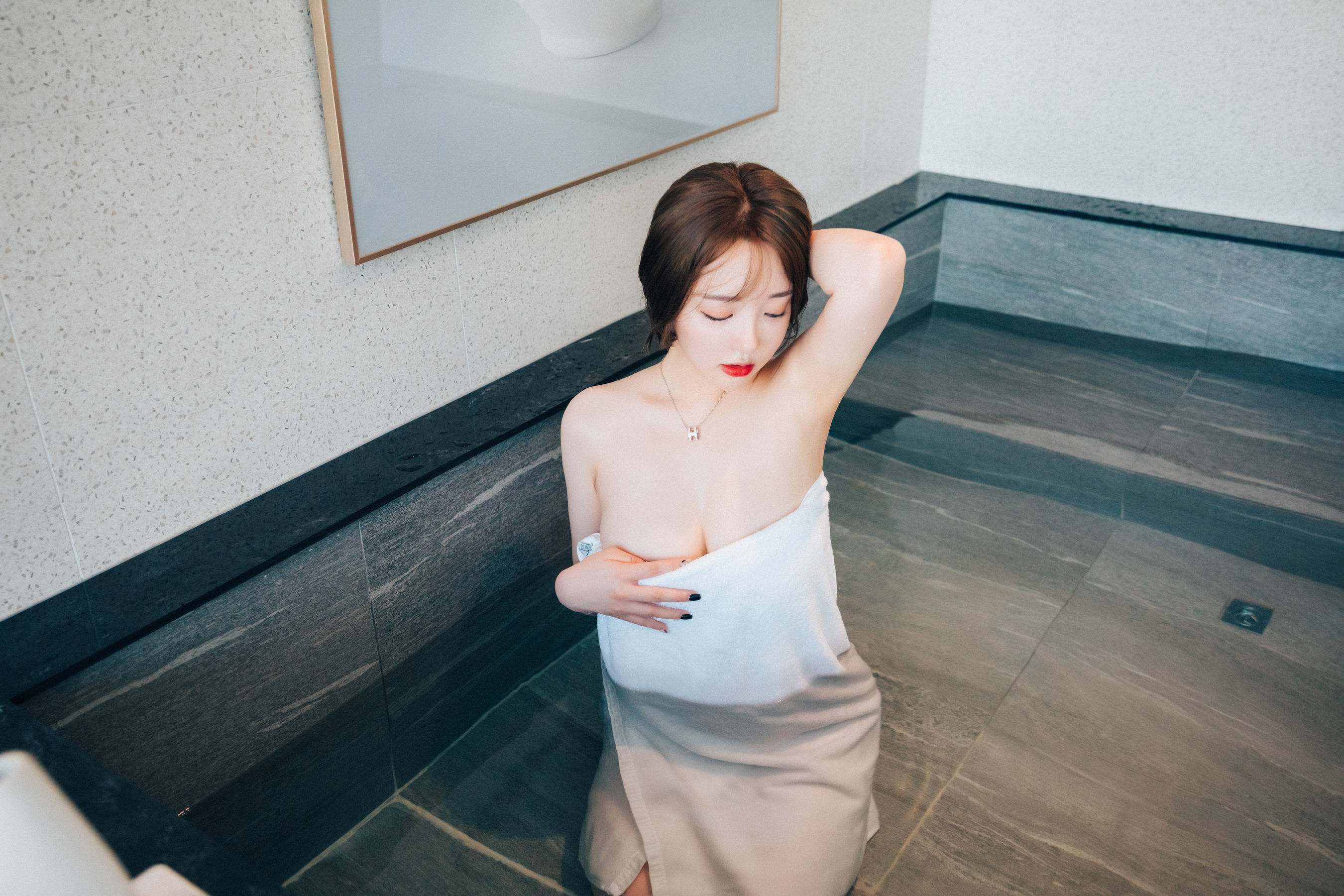 [LOOZY]  Yeeun - Lover In Hotel 第33张