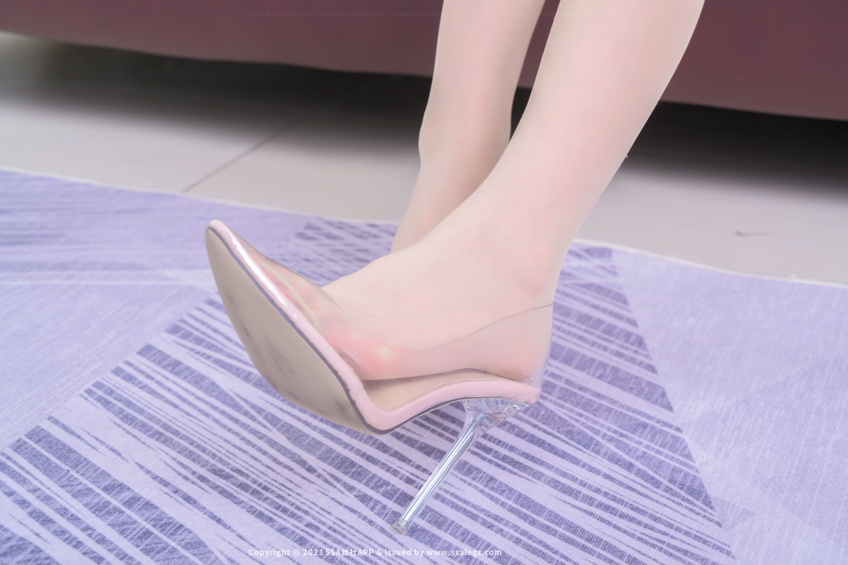 [丝社SSA]超清写真 No.746 模特妙妙的肉丝袜美脚（上）  第37张