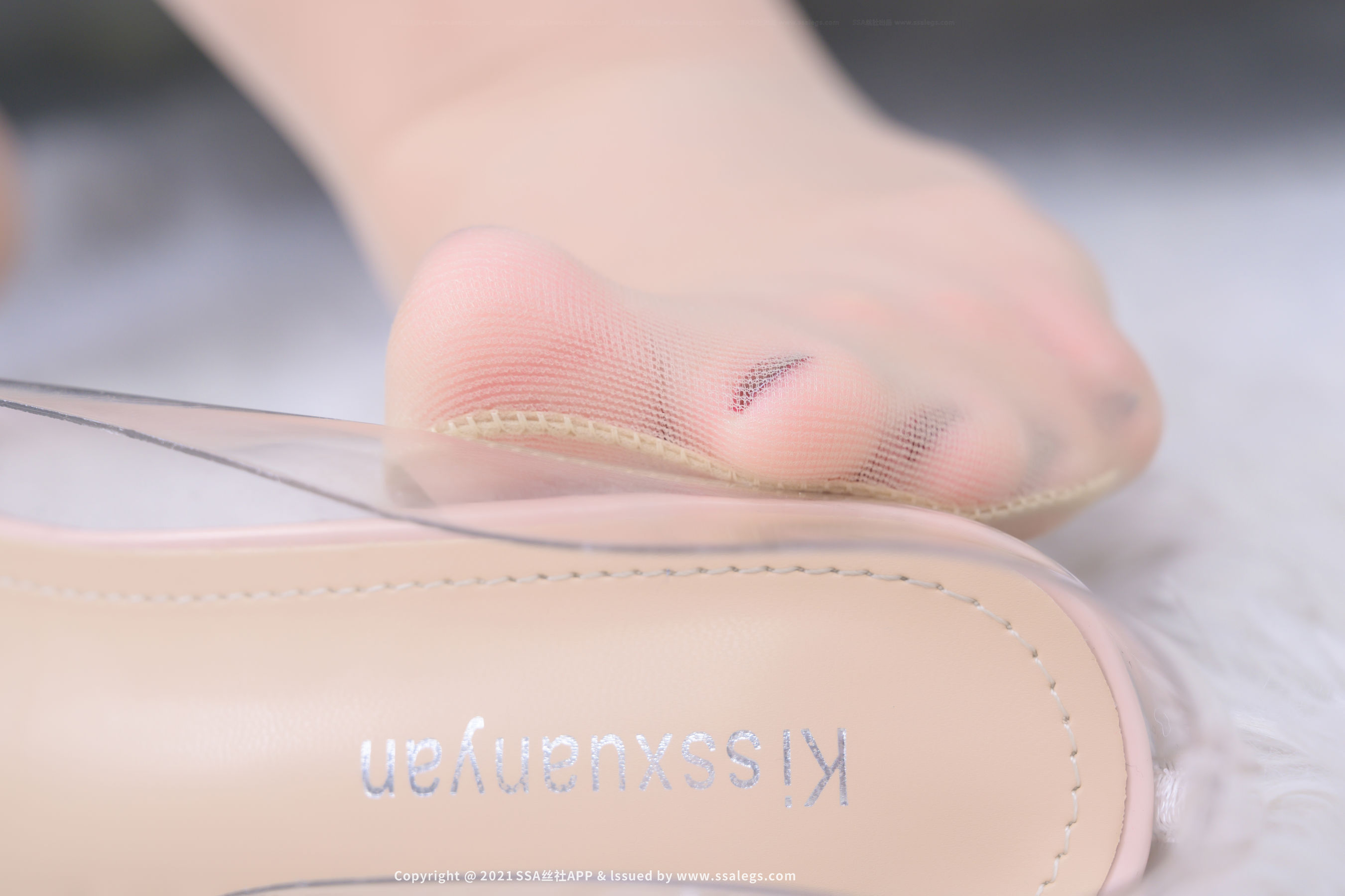 [丝社SSA]超清写真 No.740 模特思甜的肉丝袜（上）  第32张