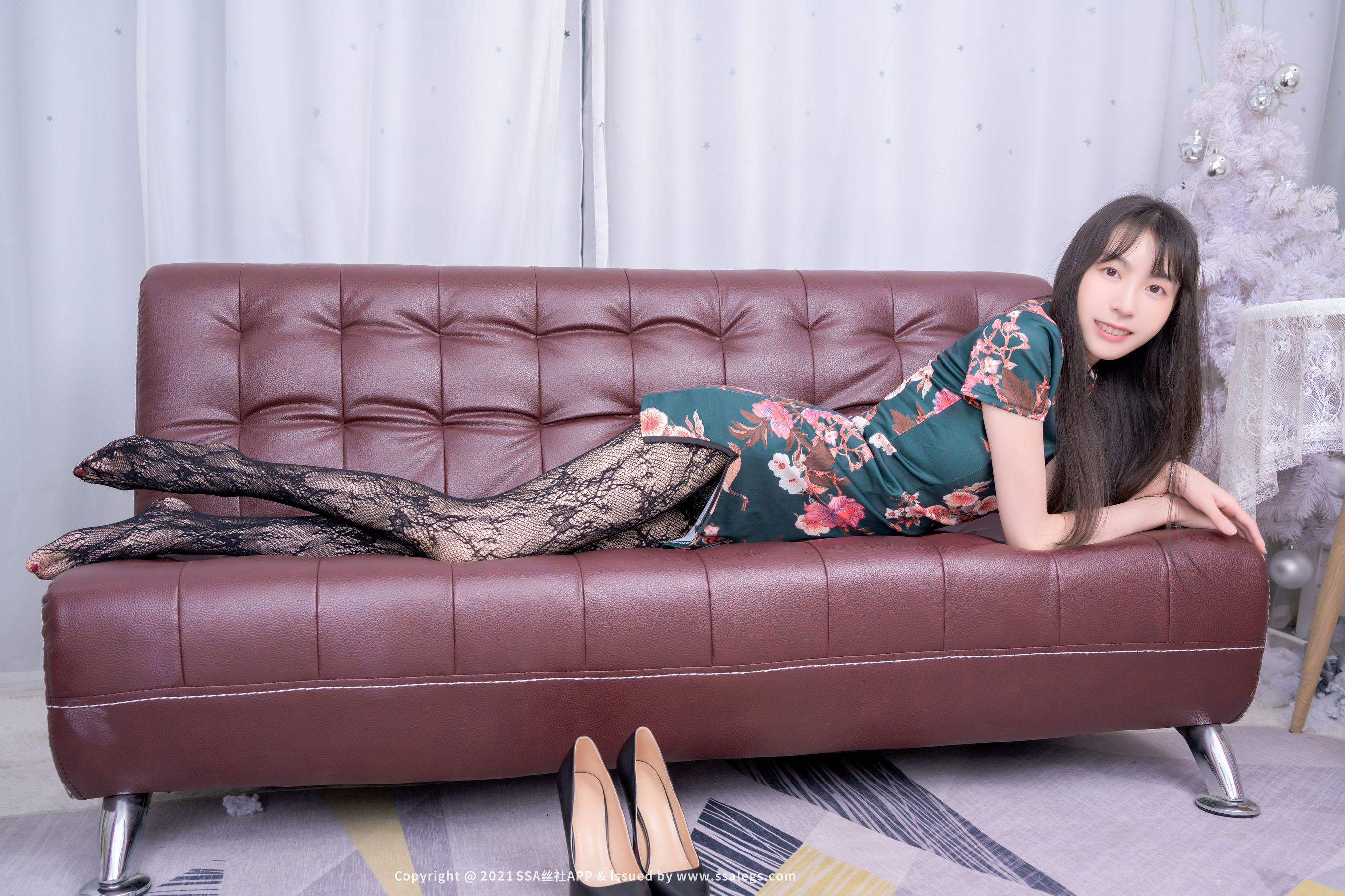 [丝社SSA]超清写真 No.745 模特团团的黑丝网袜（下）  第19张