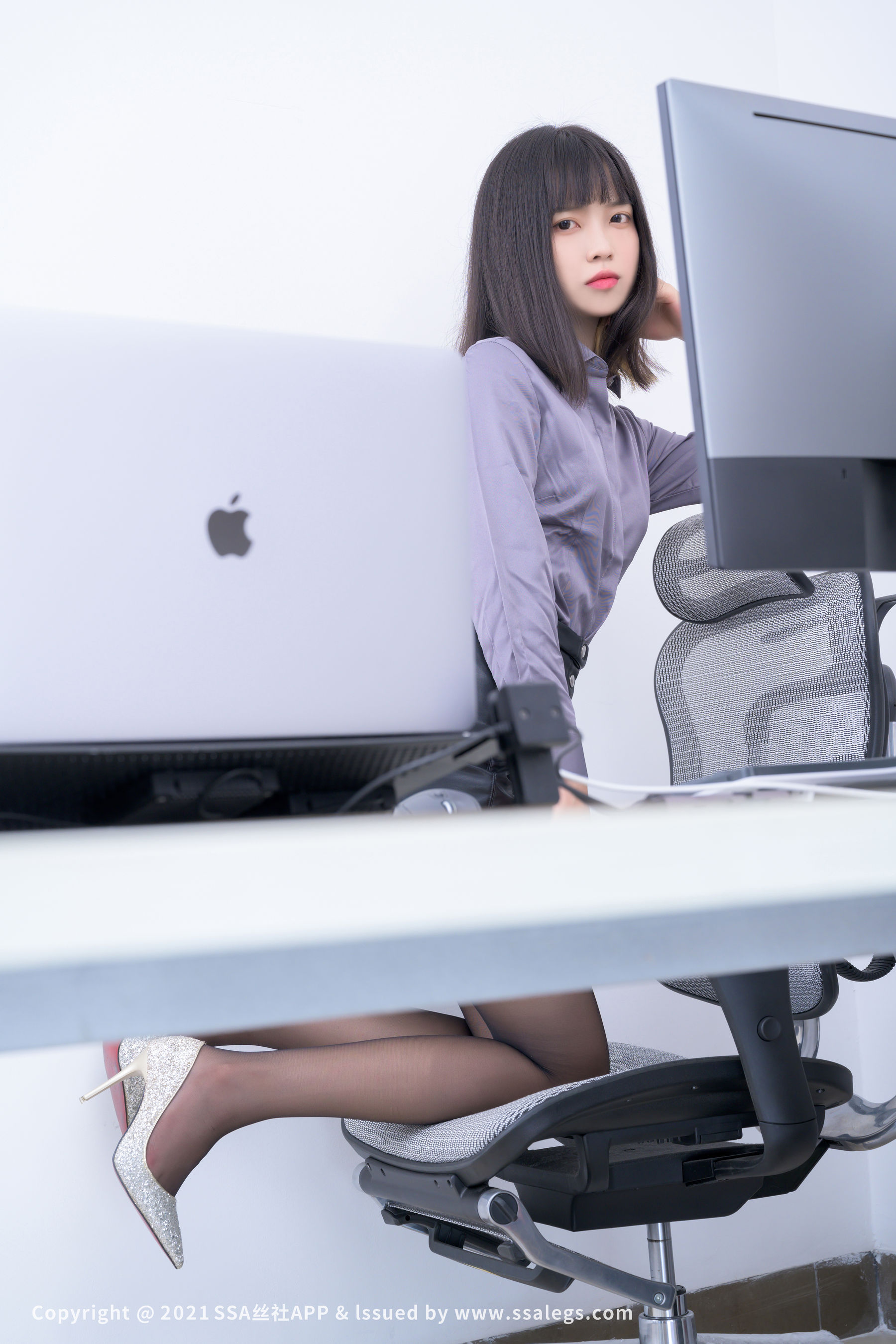 [丝社SSA]超清写真 No.748 模特丹丹的黑丝袜OL（上）  第61张