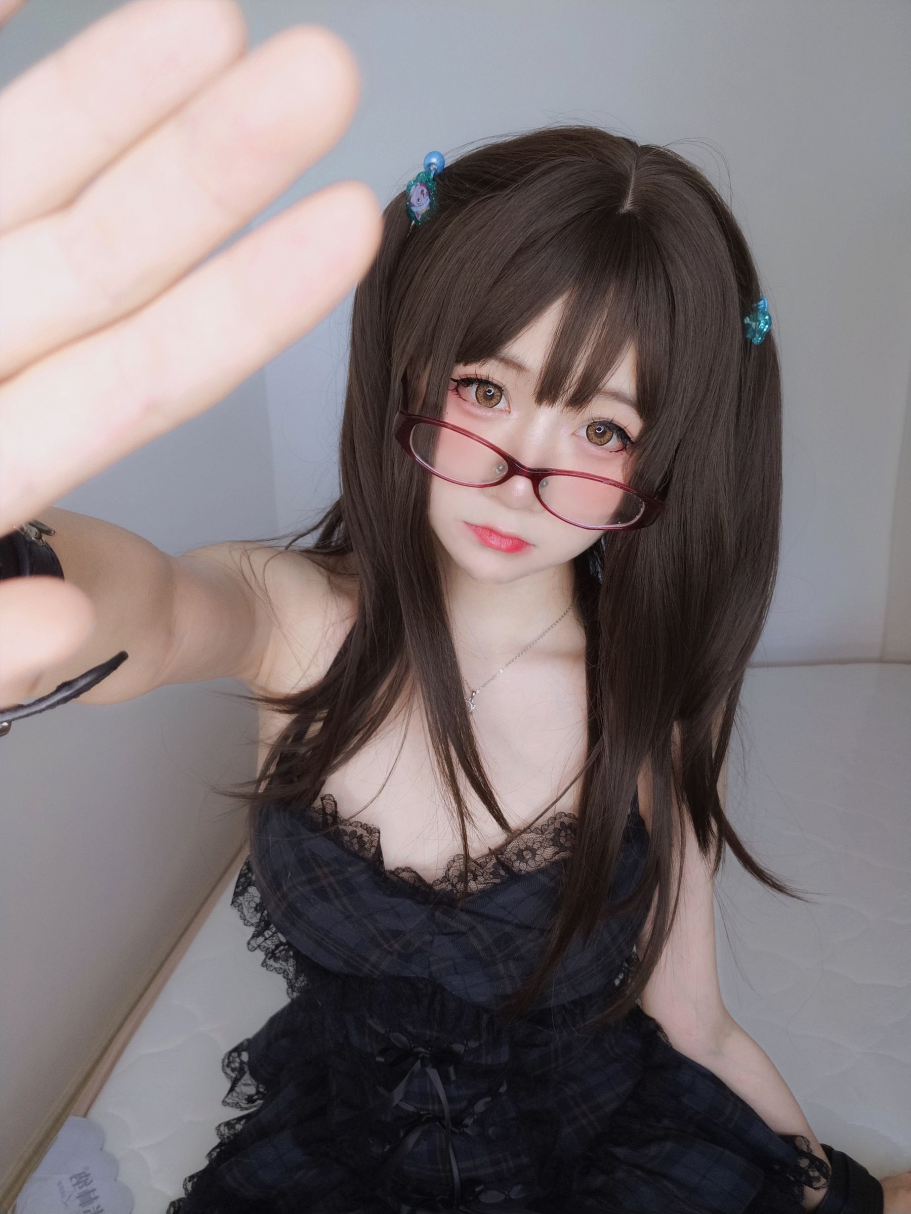 [网红COSER] 萌妹子Coser摇摇乐yoyo - 黑裙  第25张