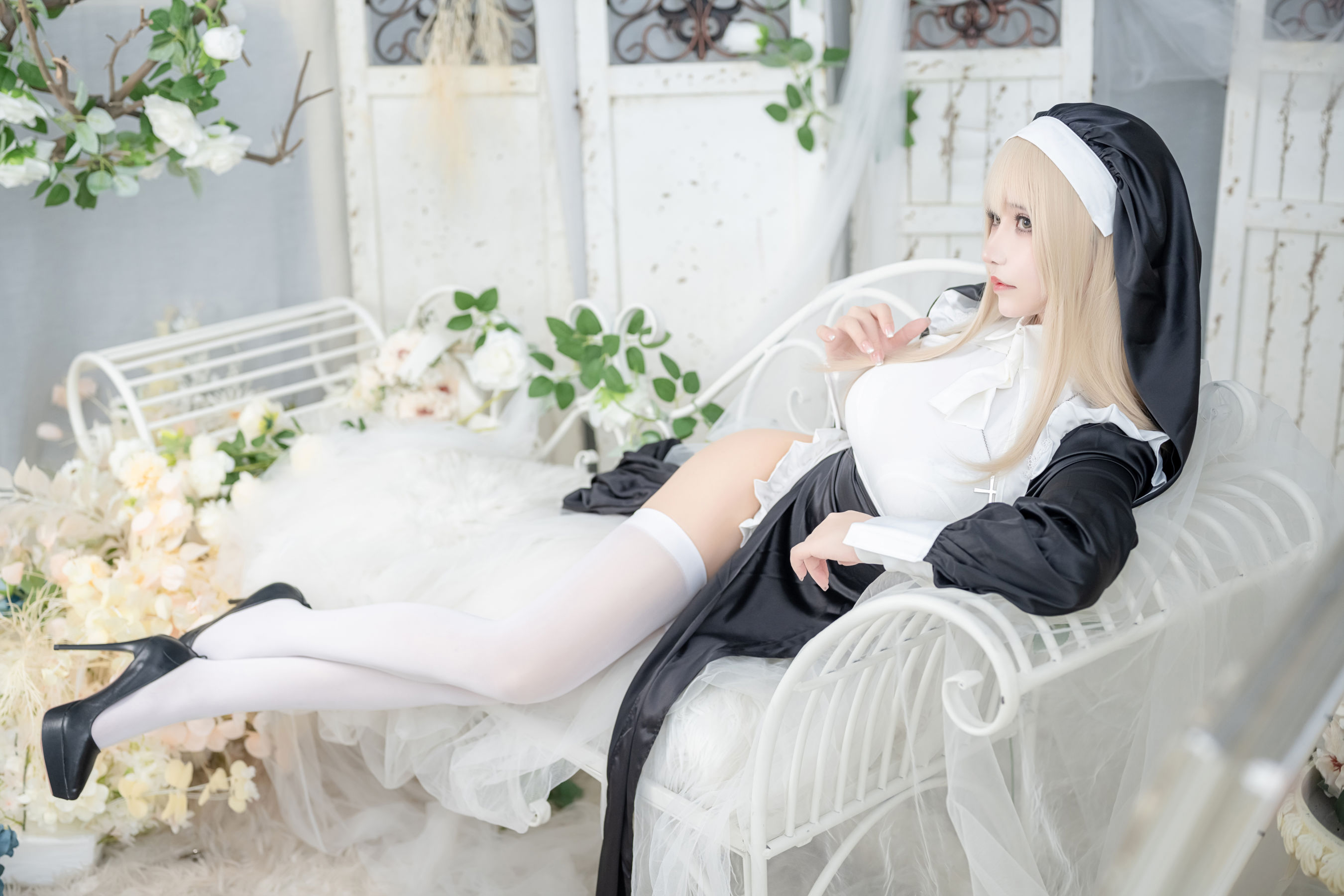 [网红COSER] 二次元妹子抱走莫子aa - 生日特辑 修女