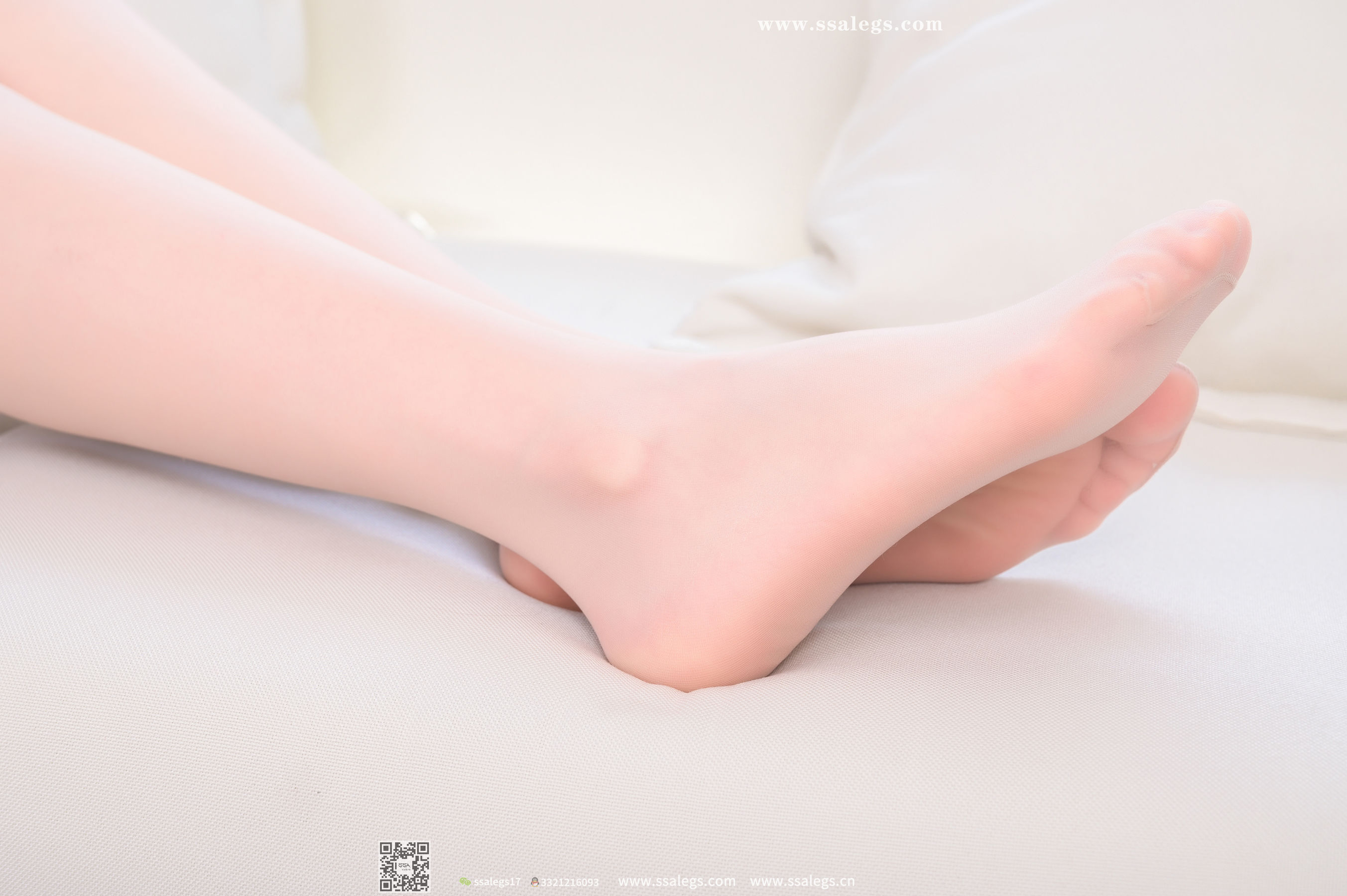 [SSA丝社]超清写真 No.416 阳阳 我的红格子短裙(下)  第3张