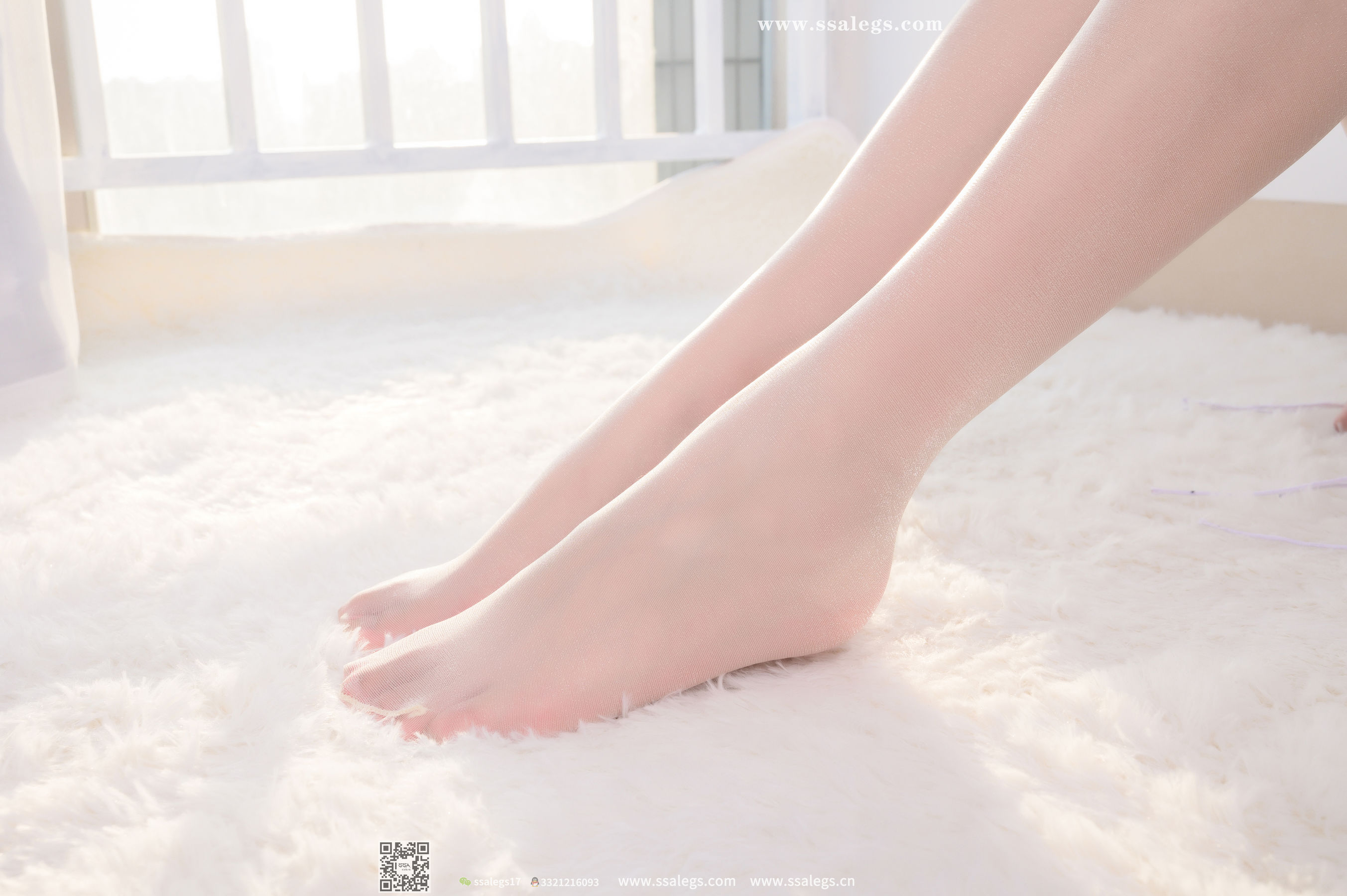 [SSA丝社]超清写真 No.401 素素 阳光明媚的窗边亮闪闪开档肉丝(上)  第147张