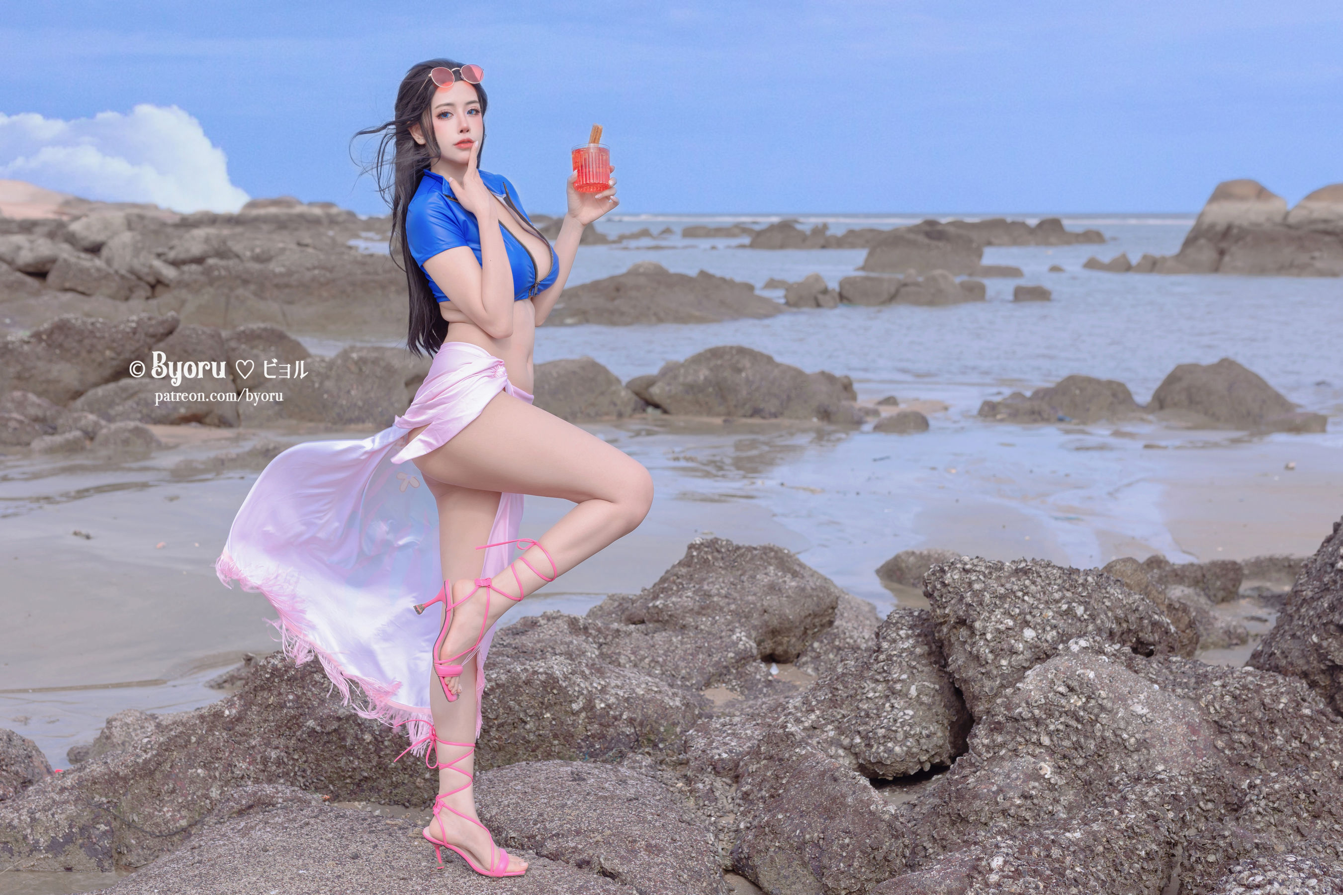 [福利COS] 日本性感萝莉Byoru - Nico Robin  第3张