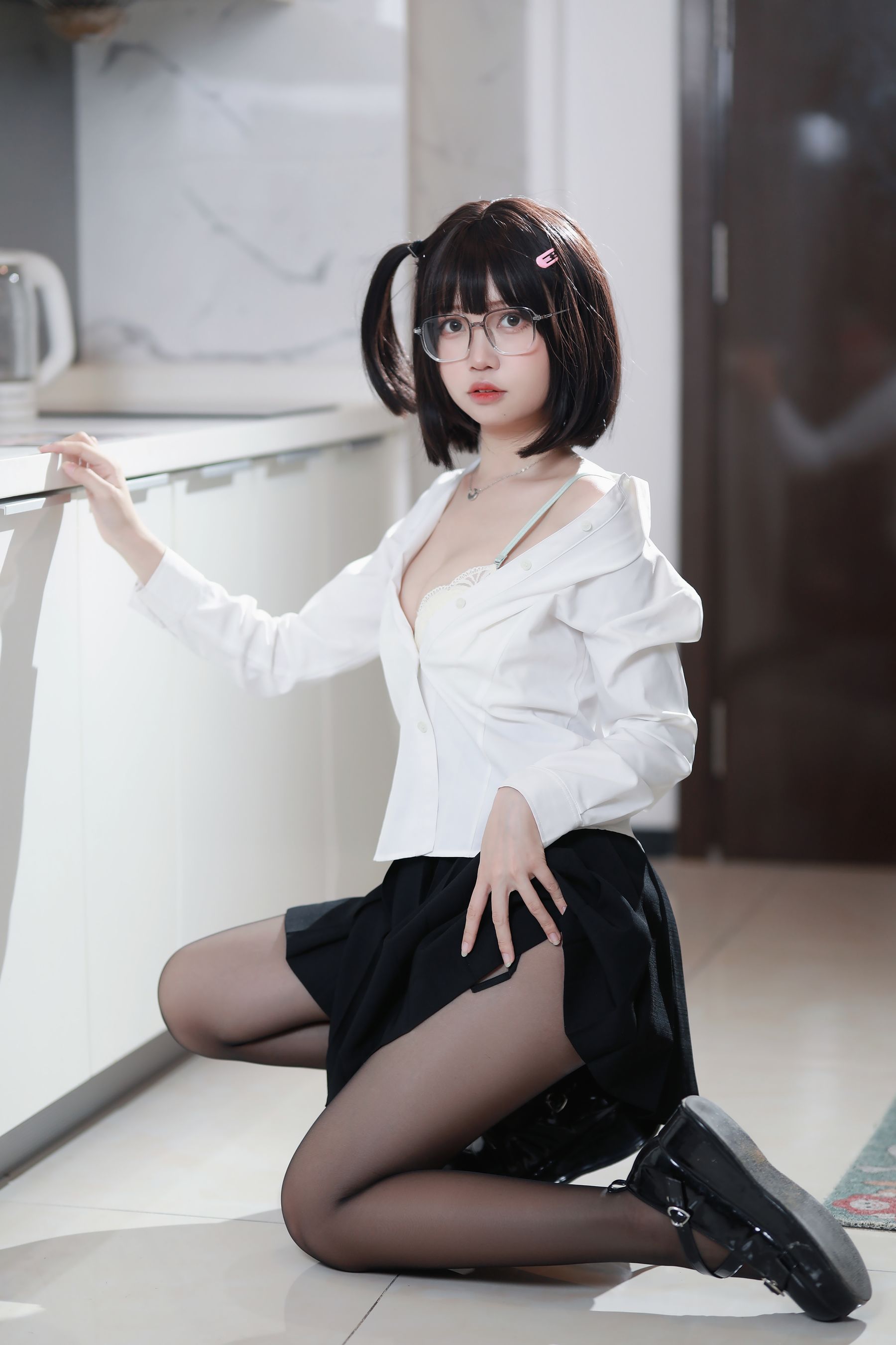 [福利COS] 洛桑w伊梓 - 眼镜妹妹  第16张