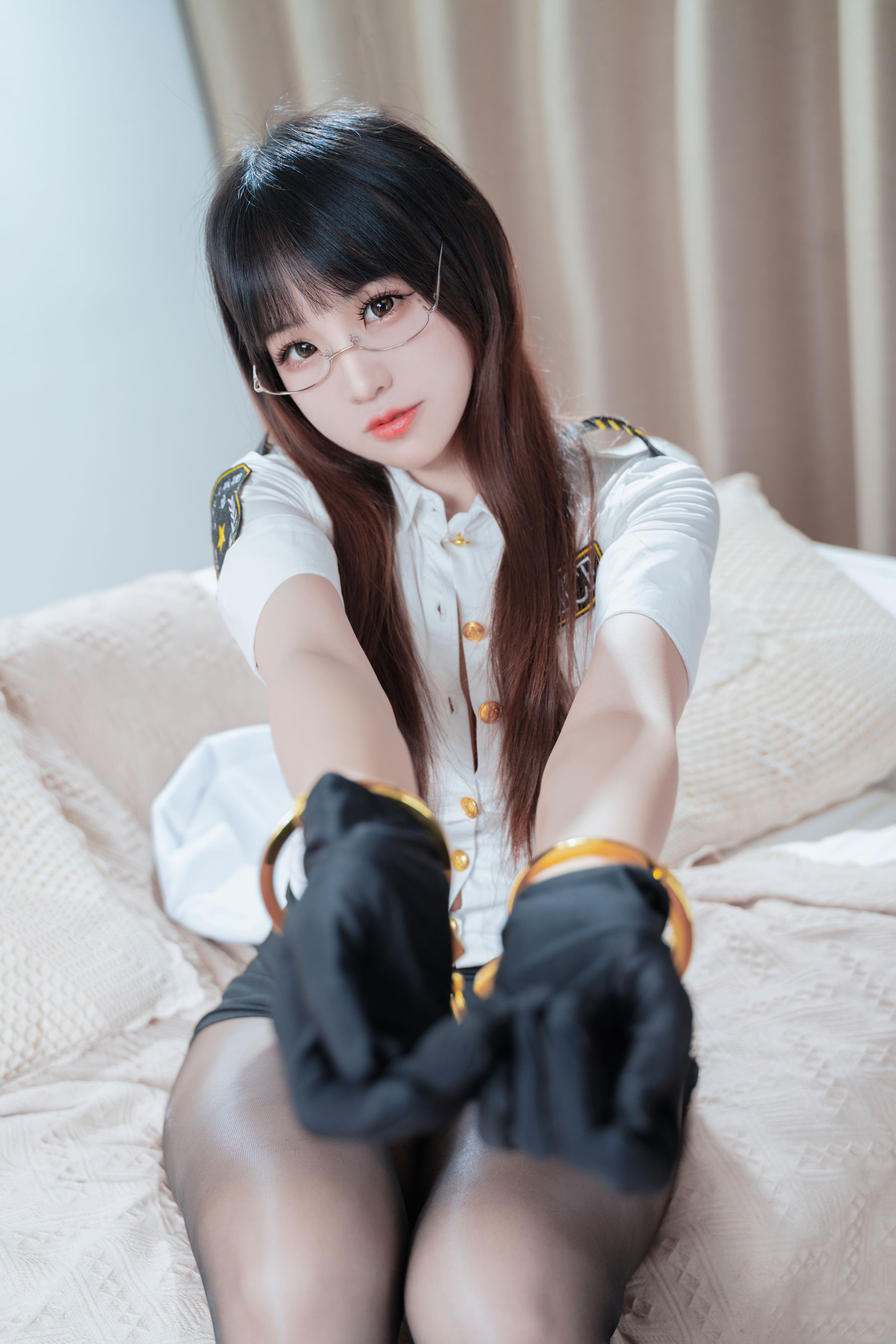 [福利COS] miko酱ww - 缠绕女警  第13张