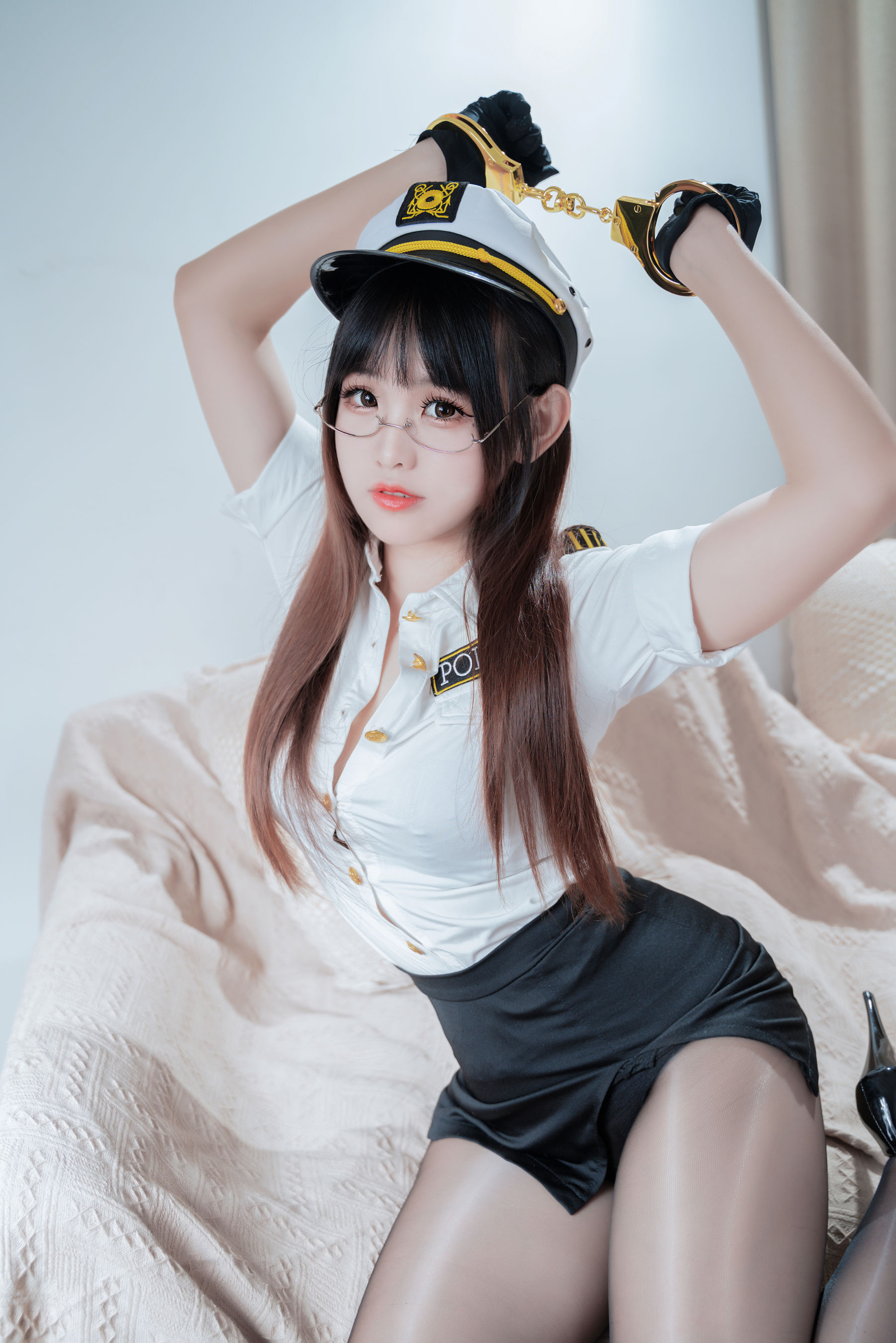 [福利COS] miko酱ww - 缠绕女警  第9张