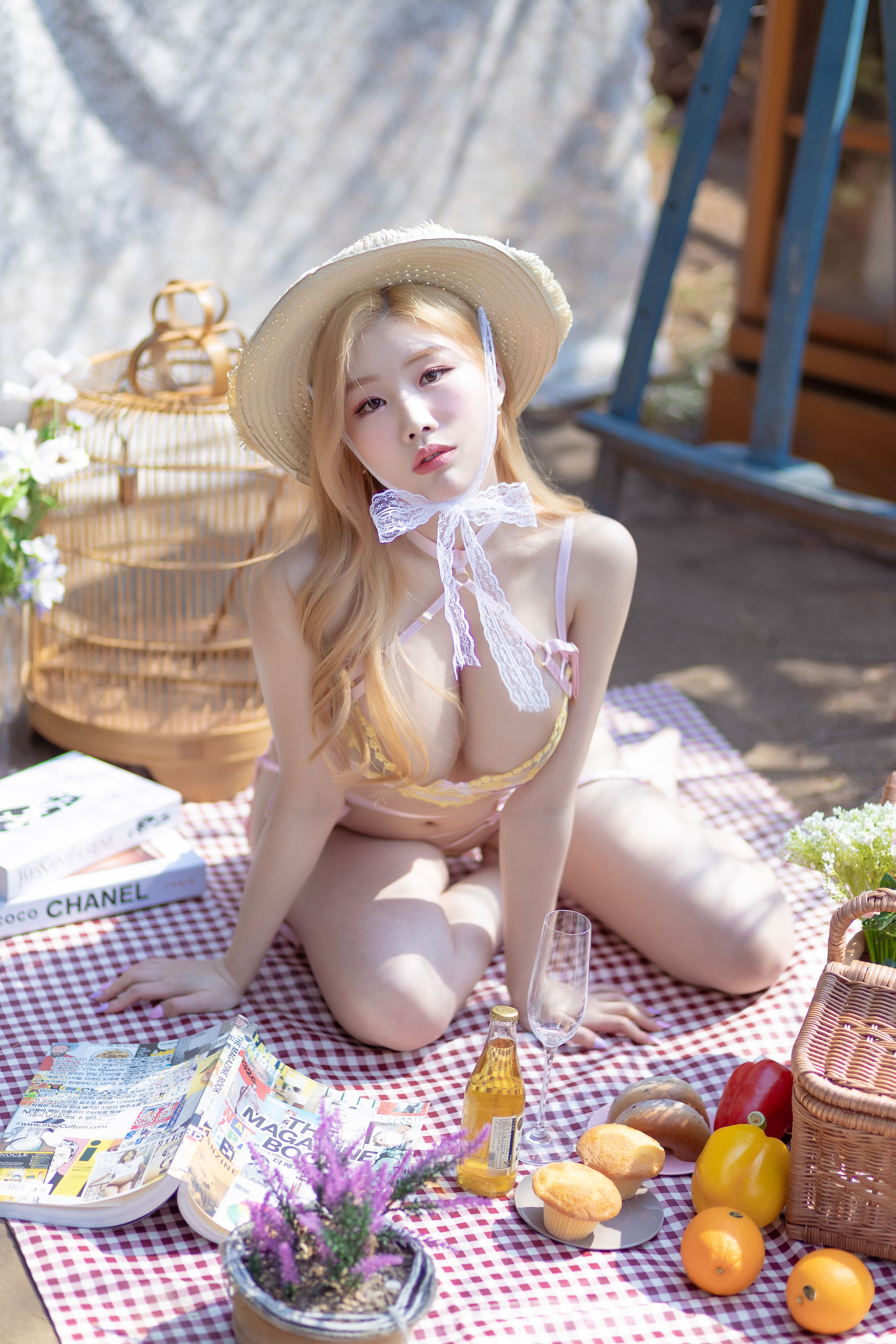 Yebin - Picnic With Love  第8张