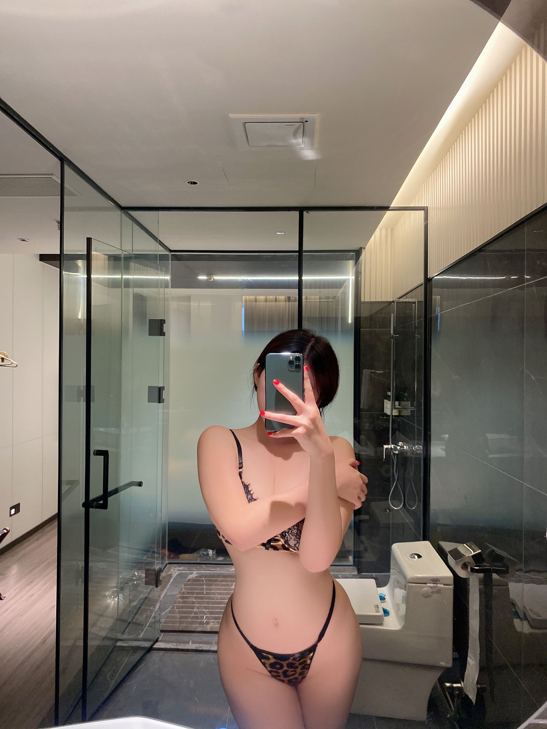 奶宝妹纸 - 豹纹小吊带  第50张