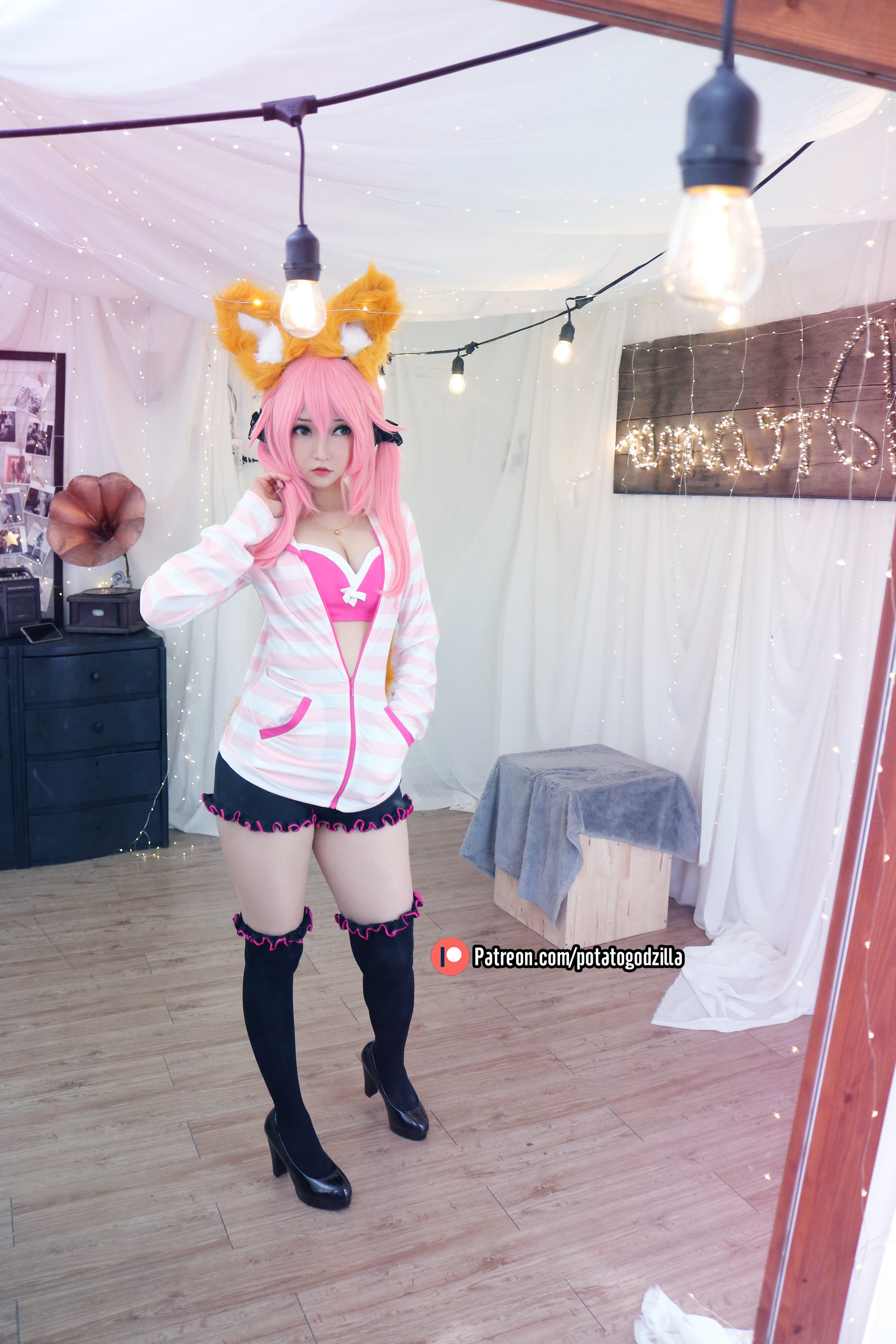 Coser小姐姐Potato Godzilla - Tamamo School Uniform  第9张