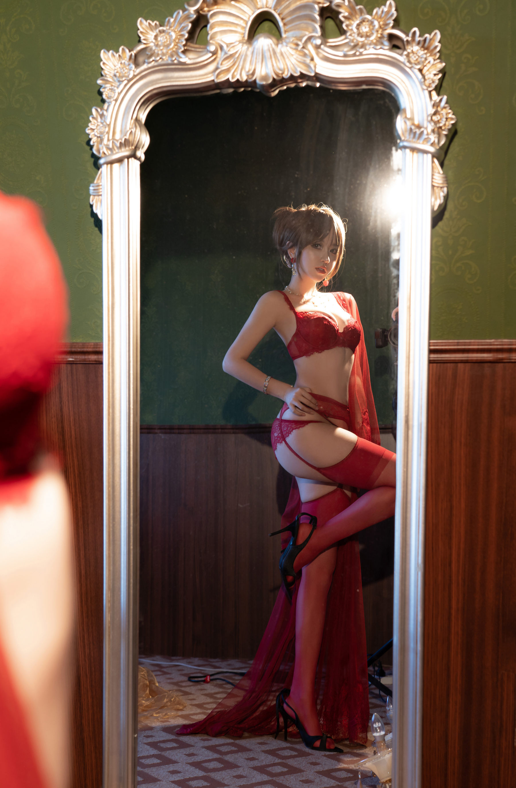 斗鱼米线线sama写真 - 温柔小妈  第19张