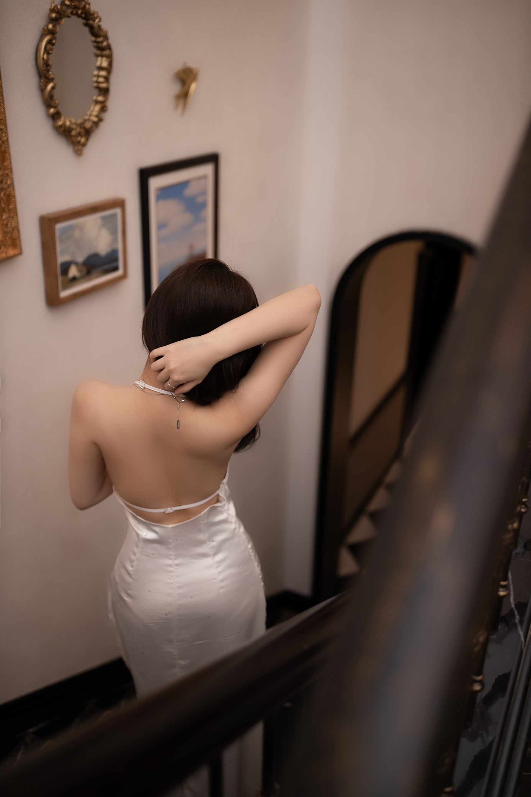 鱼子酱白色礼服写真  第26张