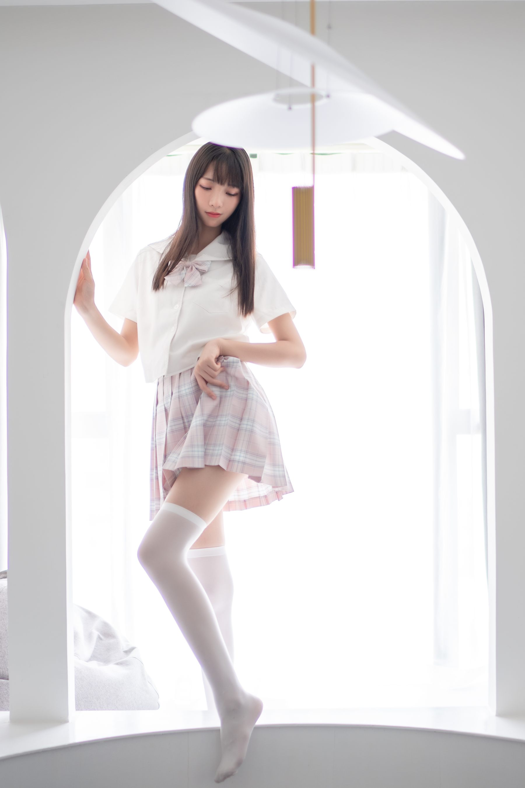 清纯妹子西瓜 - JK校服2  第2张