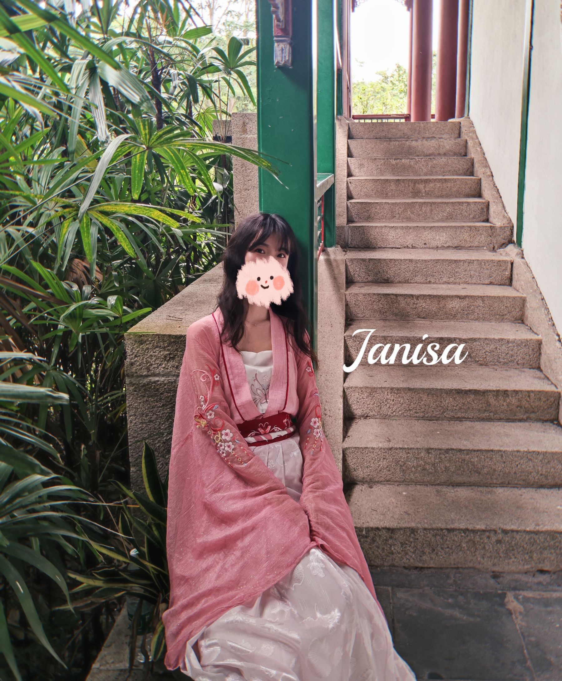 Janisa - 云想衣裳  第9张