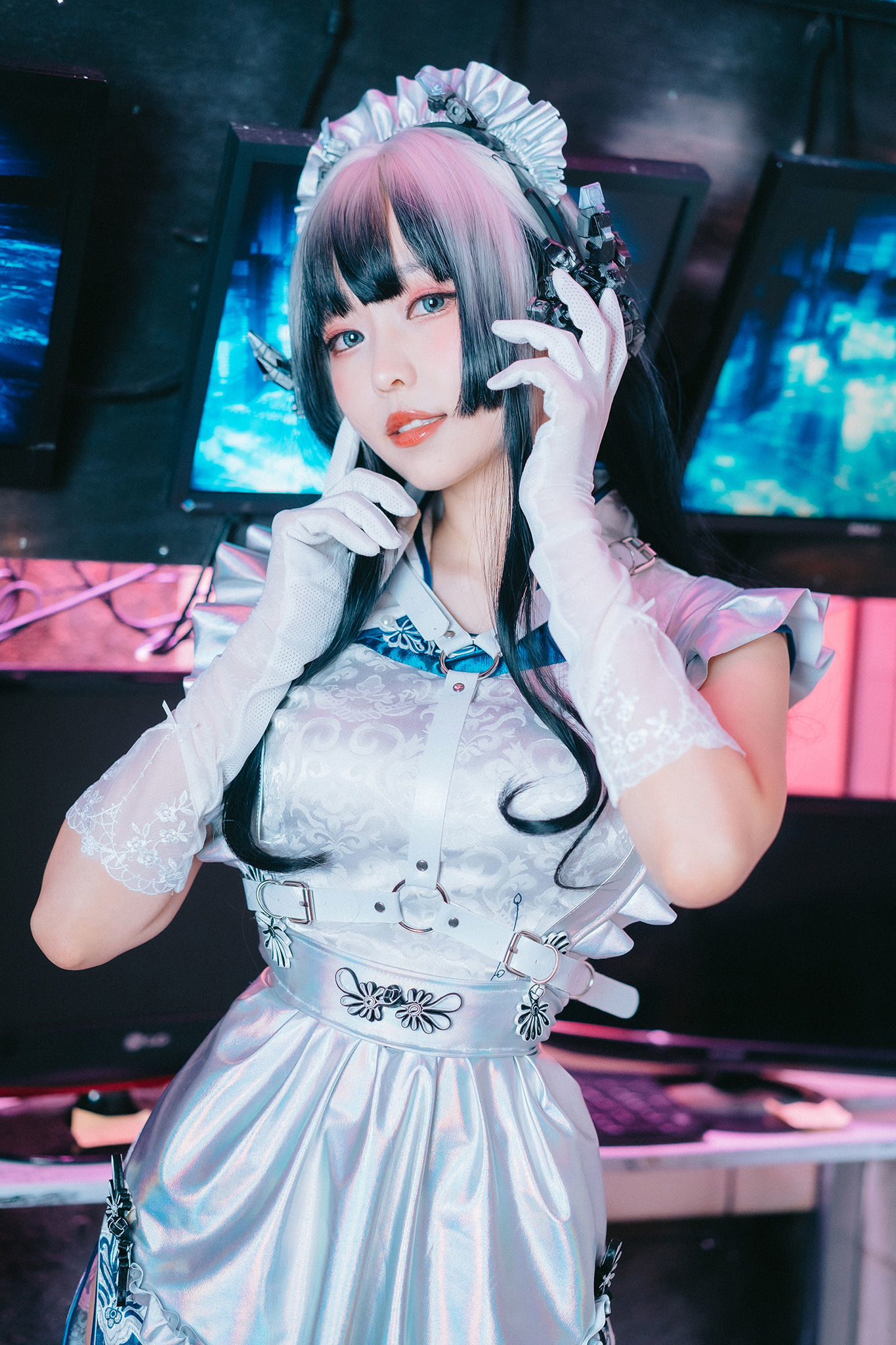 Ely_eee(ElyEE子) - 賽博女僕 青輝石  第13张