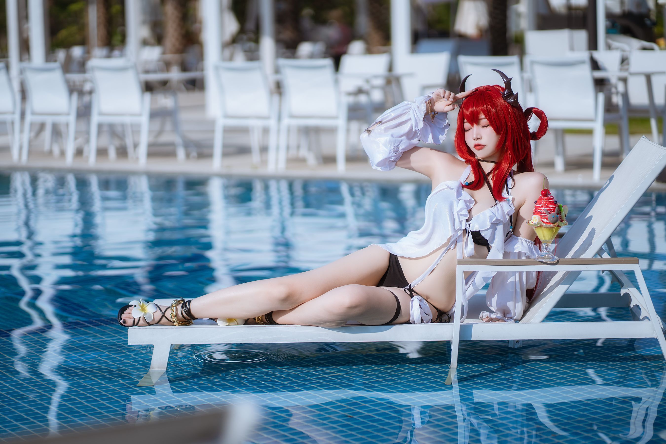 人气Coser 二佐Nisa - 泰拉夏日纪事 史尔特尔泳装  第13张