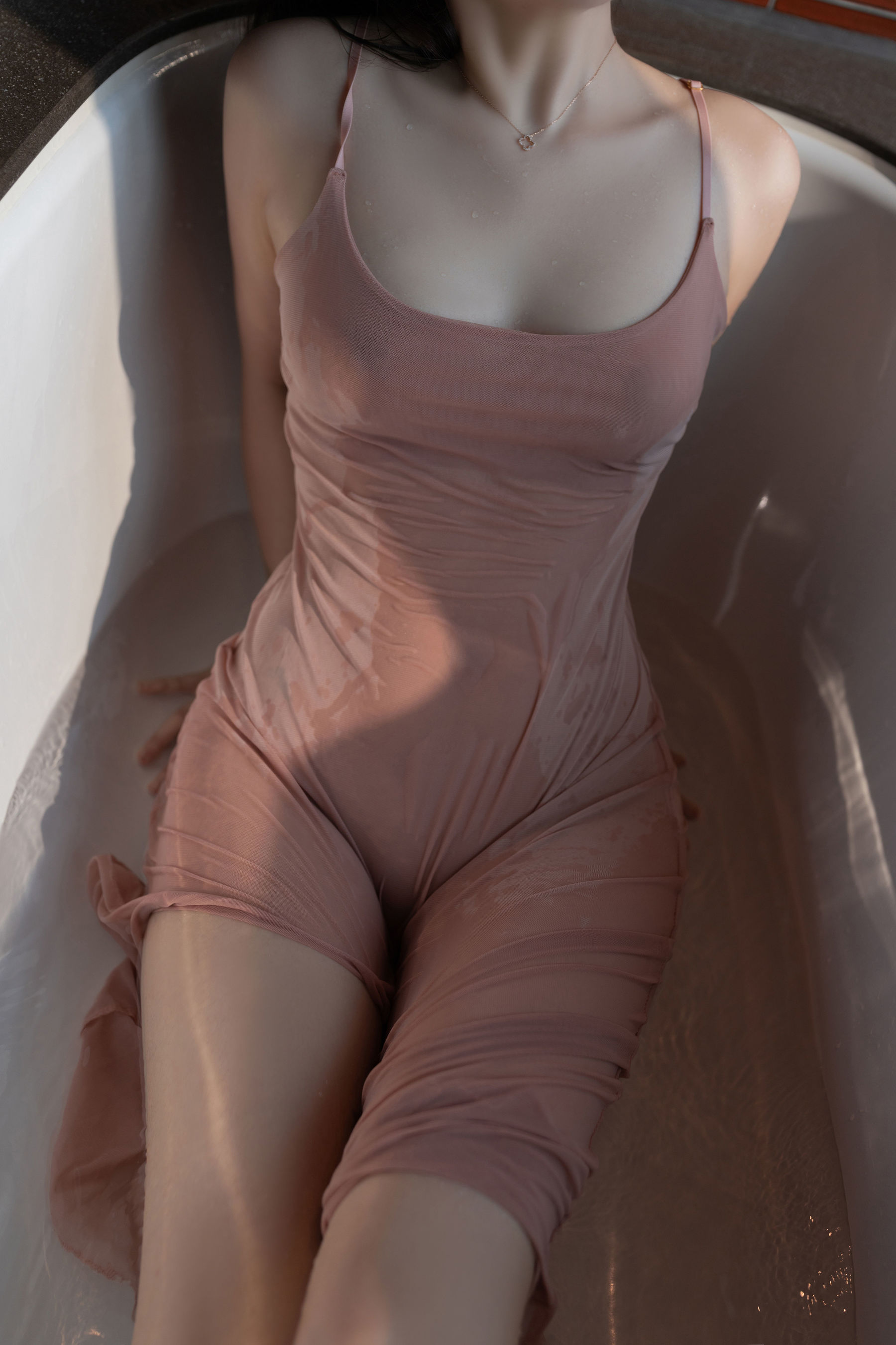 鱼子酱 桃粉写真  第101张