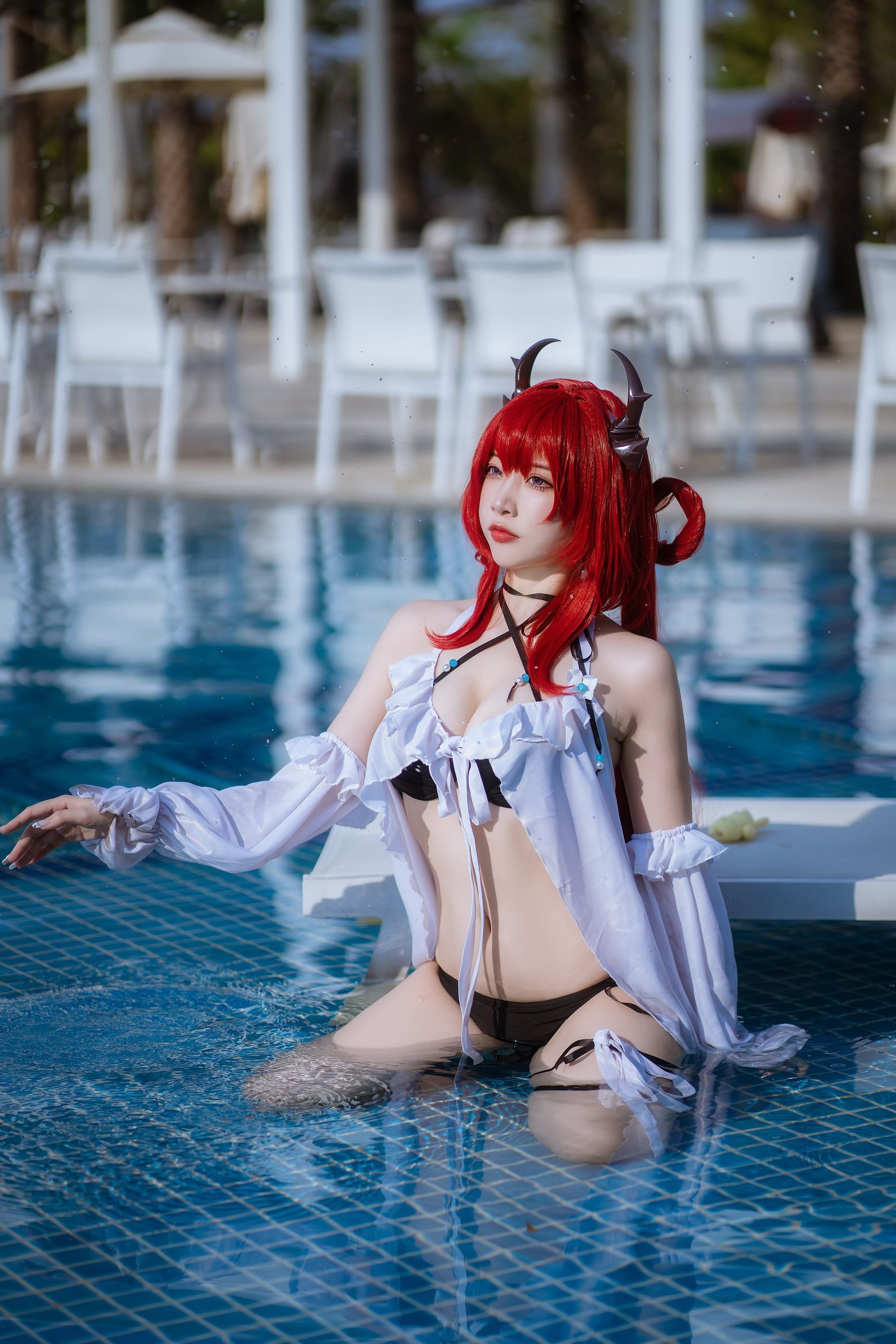人气Coser 二佐Nisa - 泰拉夏日纪事 史尔特尔泳装  第26张