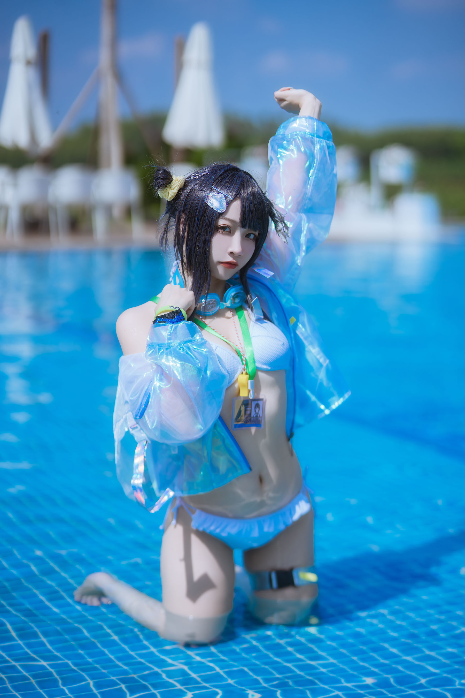 人气Coser 二佐Nisa - 泰拉夏日纪事 方舟羽毛笔泳装  第24张
