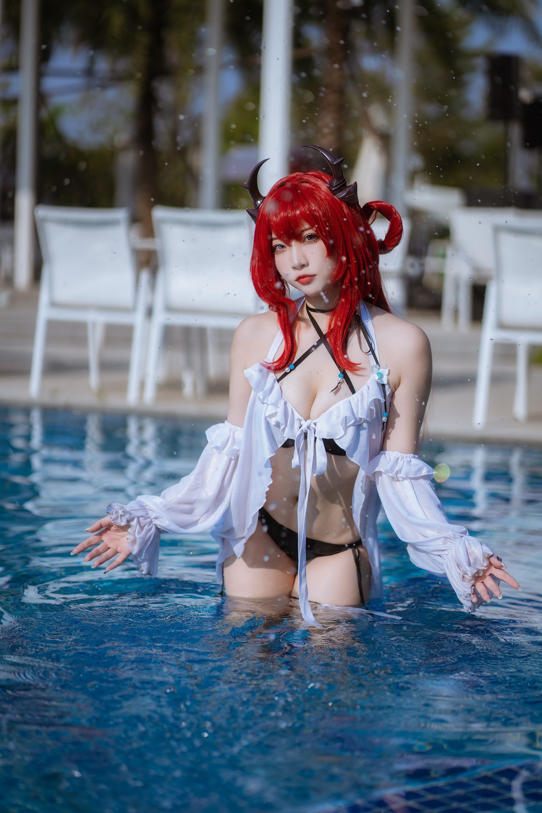 人气Coser 二佐Nisa - 泰拉夏日纪事 史尔特尔泳装  第32张