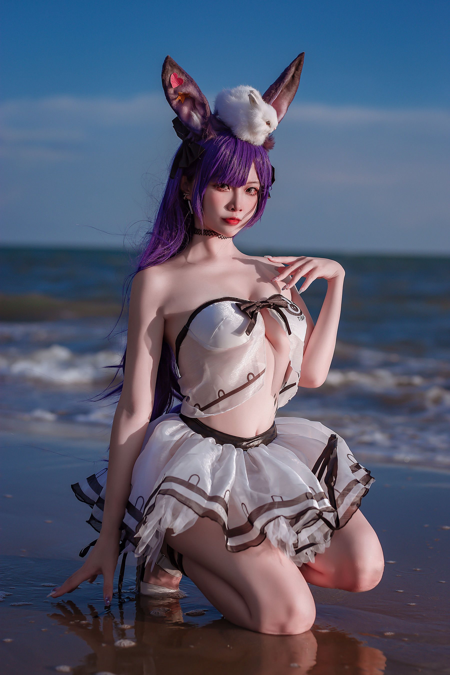 人气Coser 二佐Nisa - 泰拉夏日纪事 方舟暗索泳装  第24张