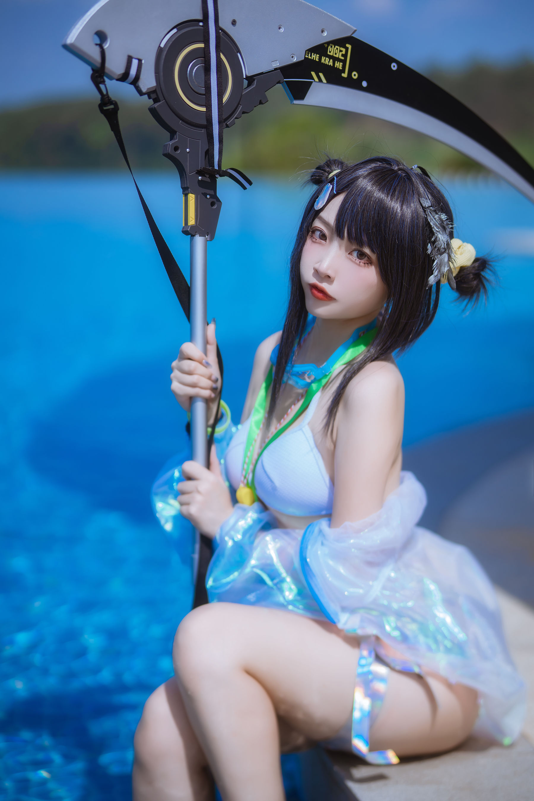 人气Coser 二佐Nisa - 泰拉夏日纪事 方舟羽毛笔泳装  第11张