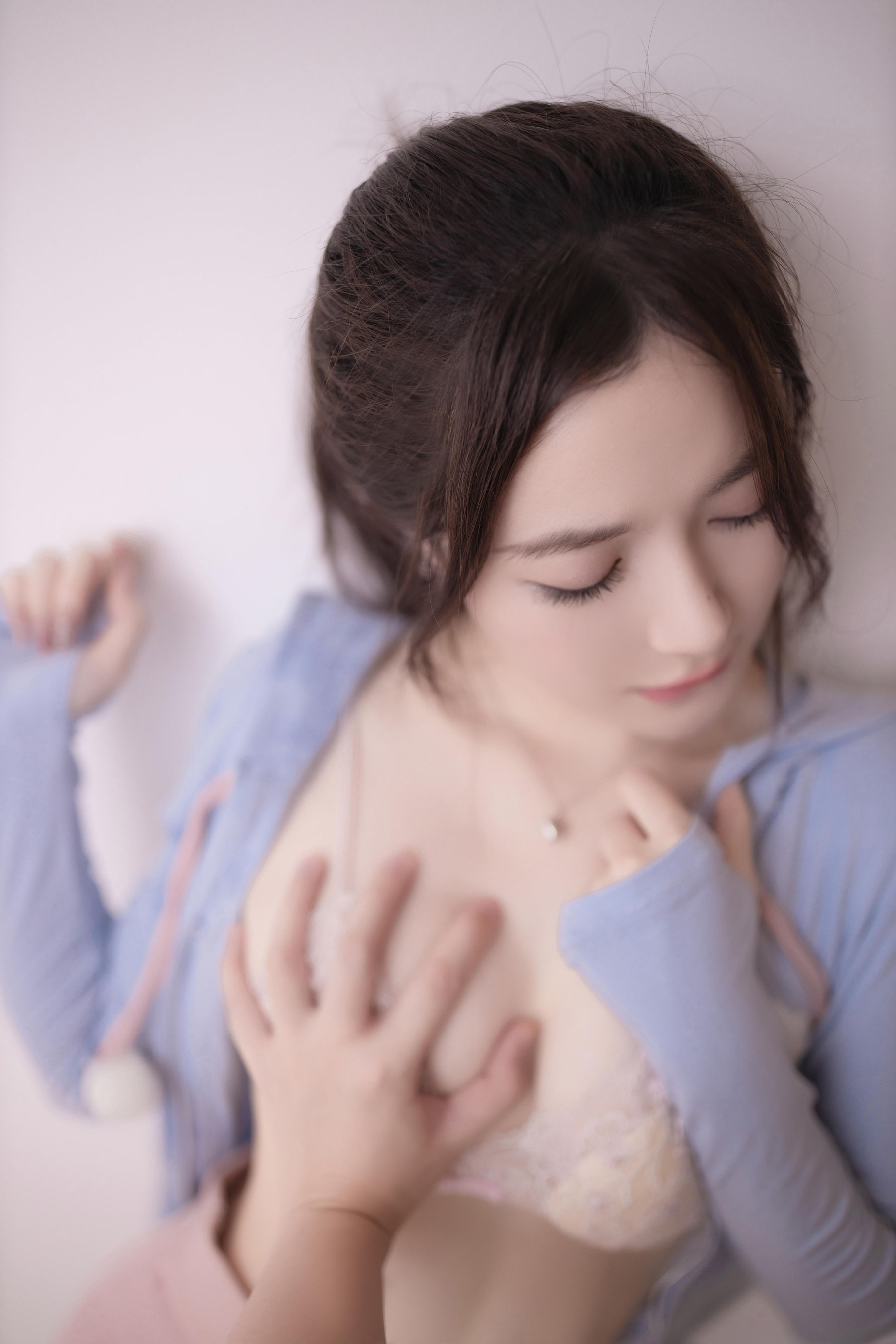鱼子酱 等下班的人写真  第37张