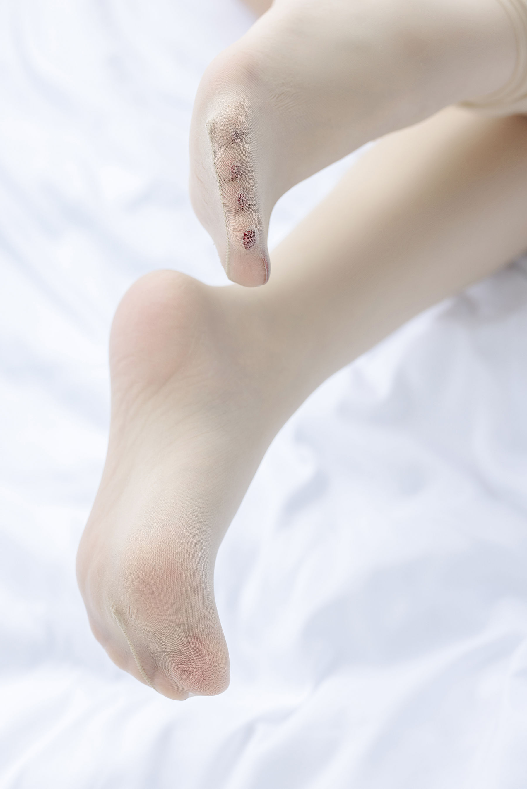 张思允 - 粉色毛衣  第42张