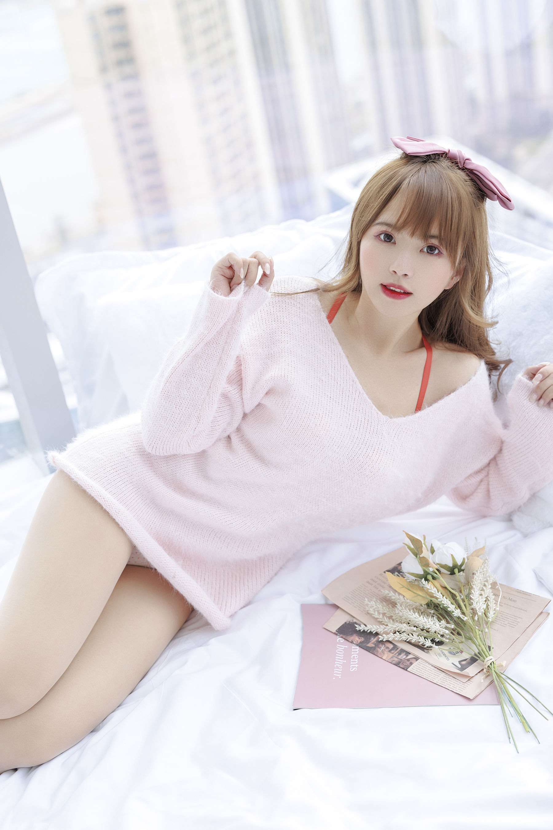 张思允 - 粉色毛衣  第15张