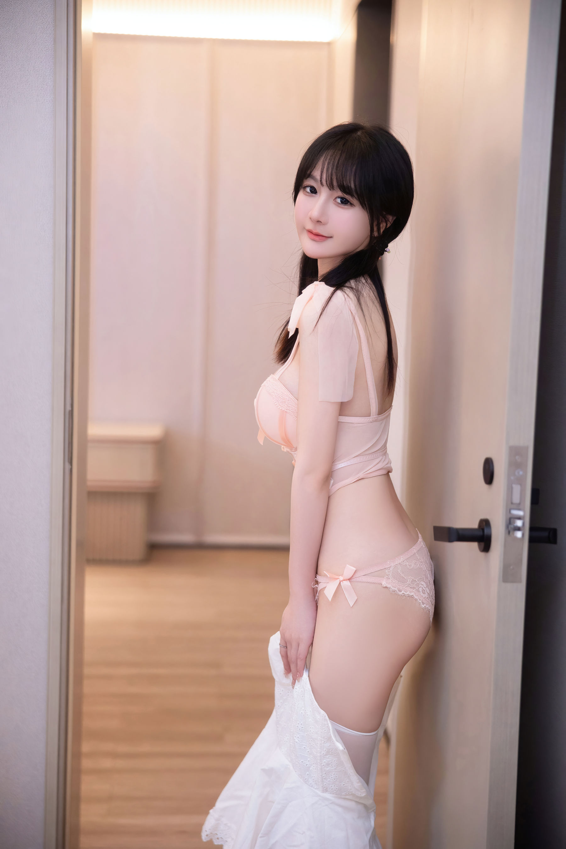 谢小蒽 粉色情趣写真  第35张