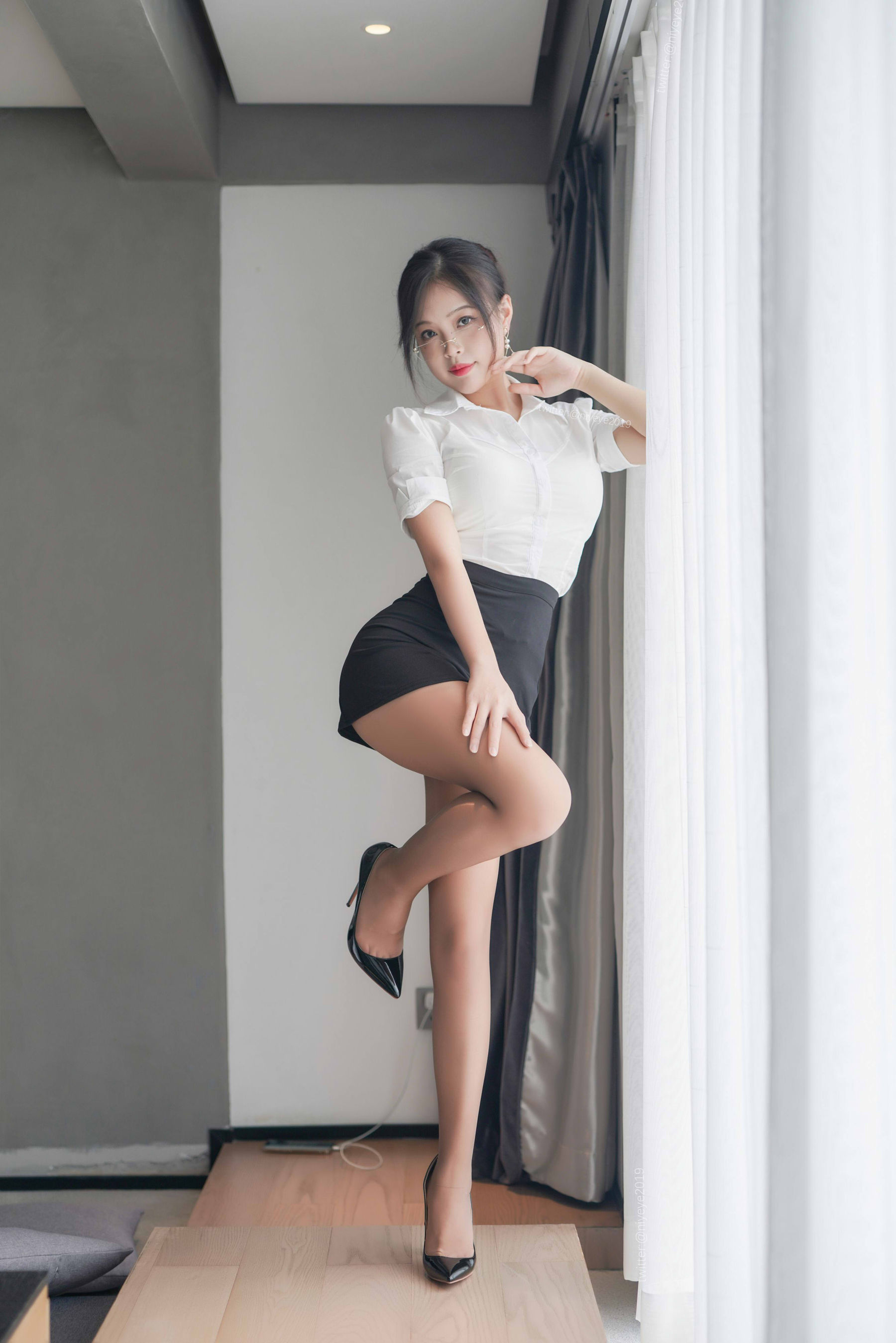 萌系小姐姐 -白烨- - 秘书的私人时间2.0  第22张