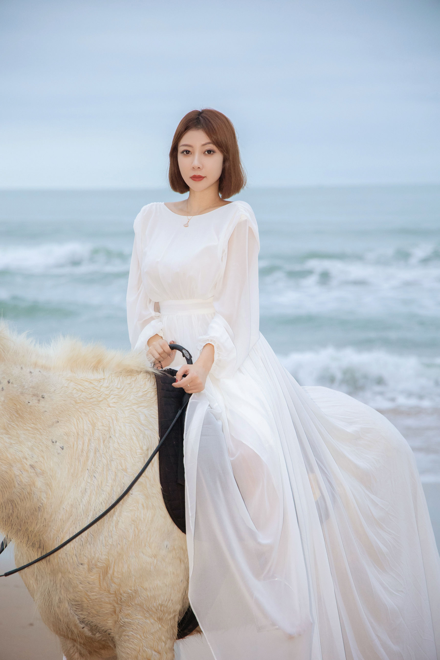 果儿Victoria - 公主与野兽  第4张