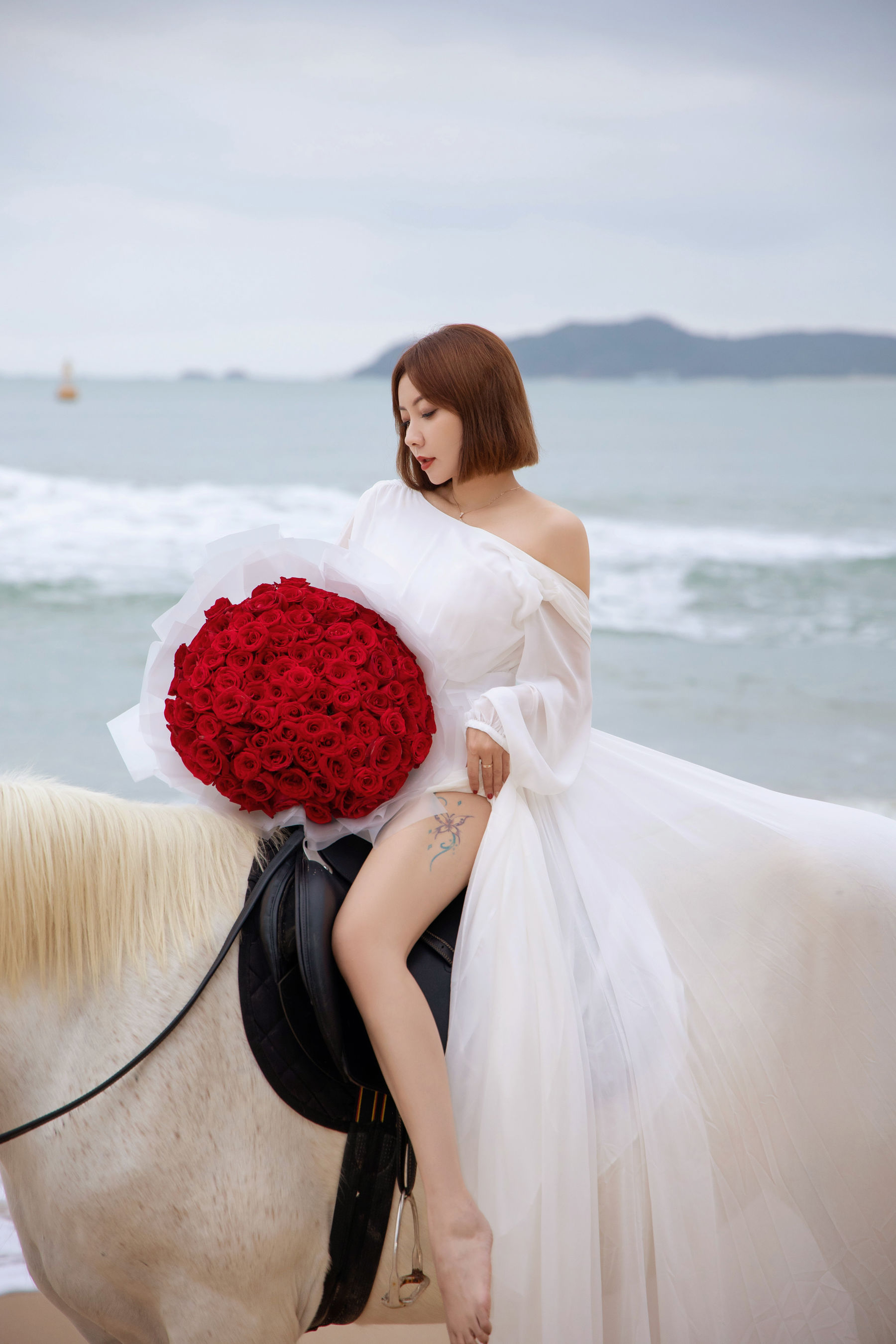 果儿Victoria - 公主与野兽  第4张