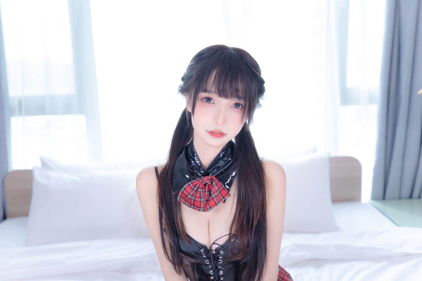 萝莉 神楽板真冬 之叛逆人偶  第5张