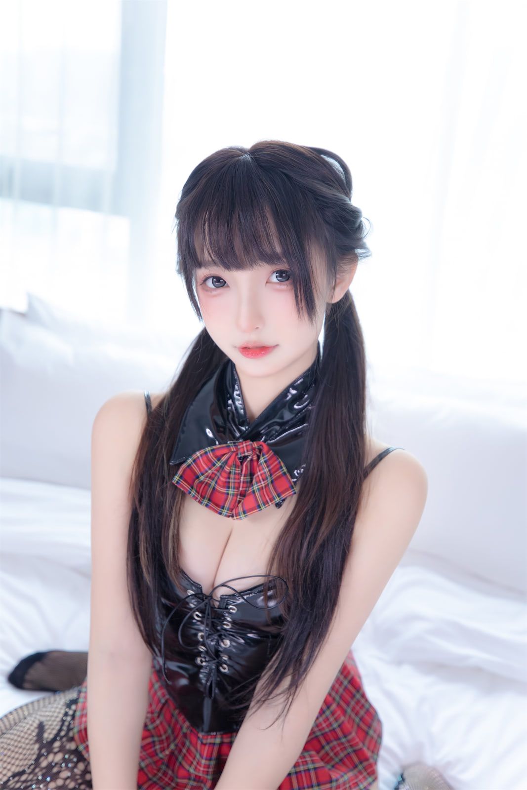 萝莉 神楽板真冬 之叛逆人偶  第2张