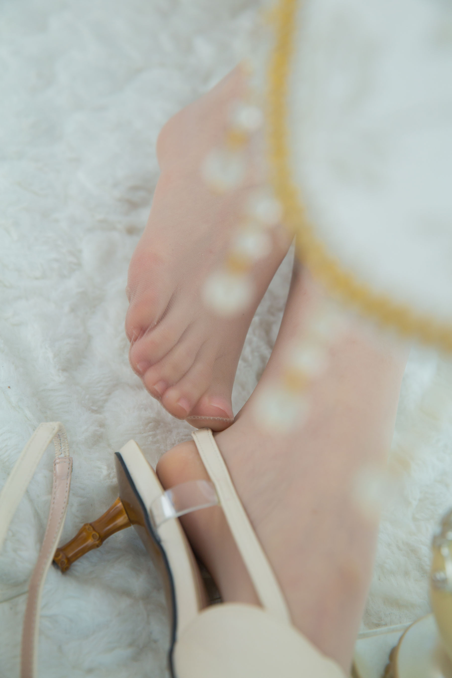 Sia不吃鱼 - 绿色吊带  第93张