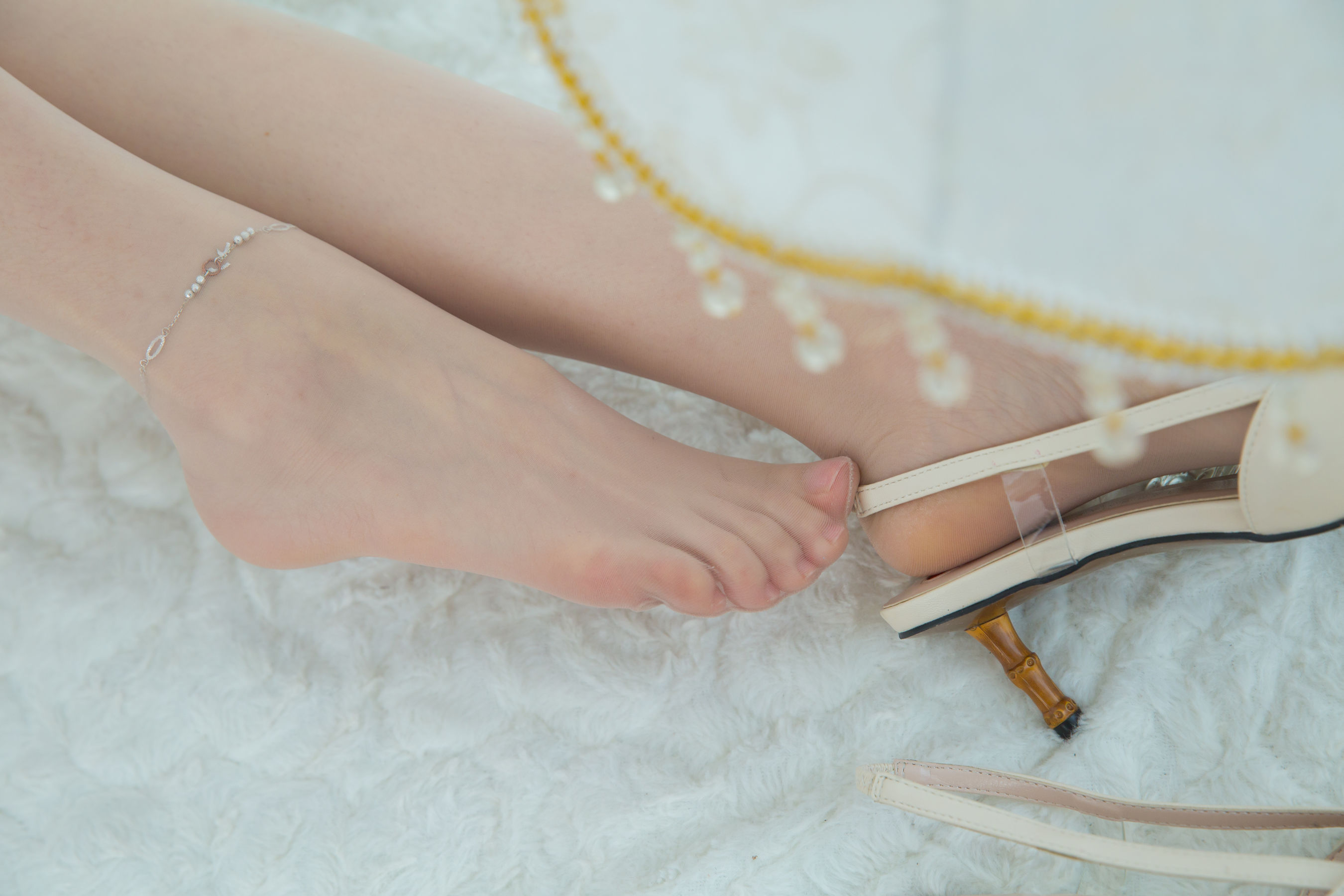 Sia不吃鱼 - 绿色吊带  第92张