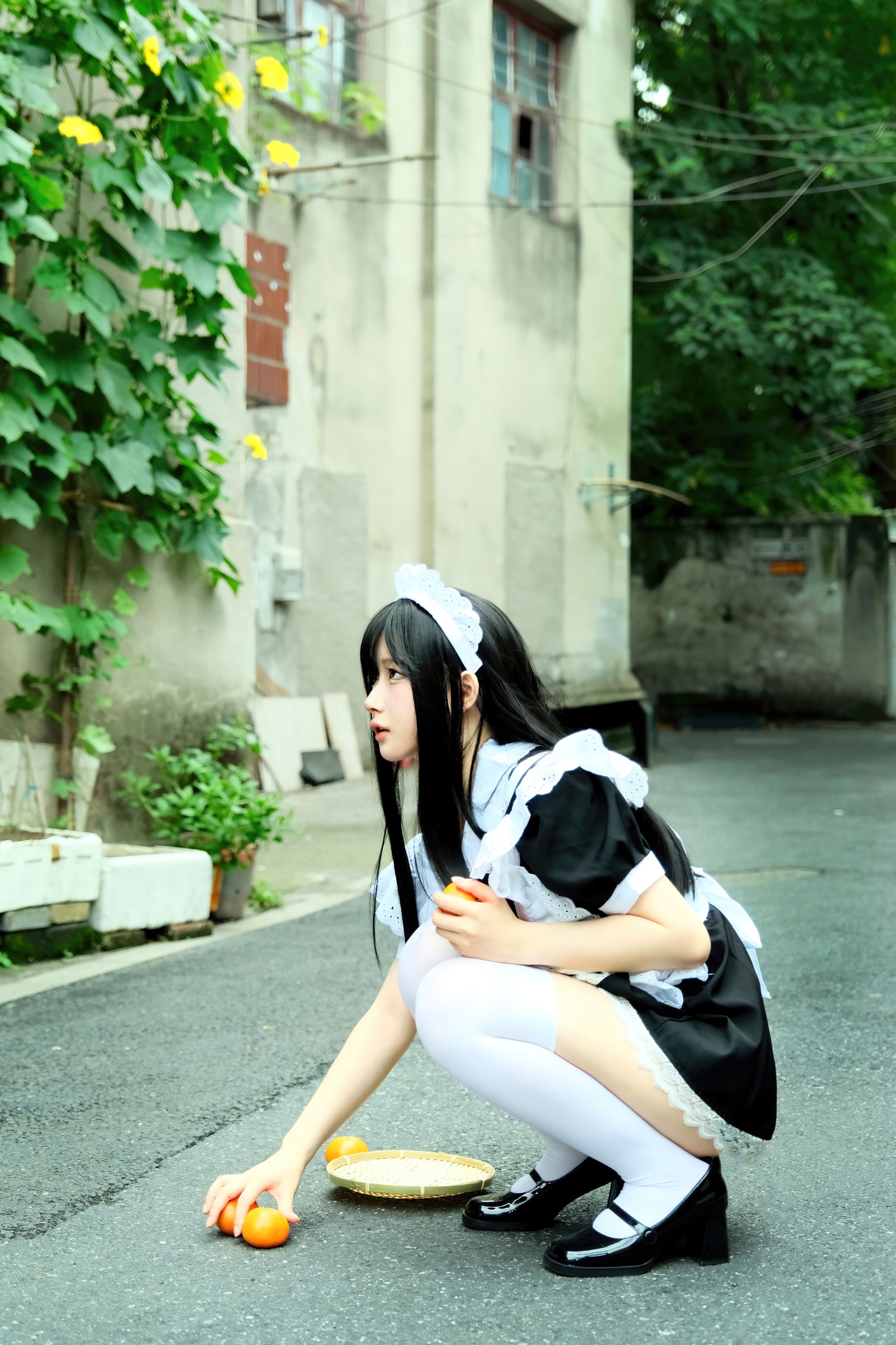 白莉爱吃巧克力 - 原理猪 深巷女仆  第9张