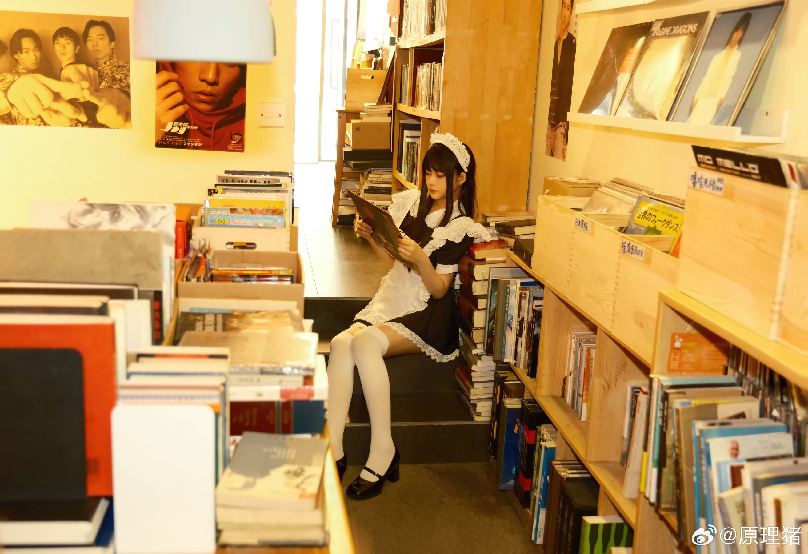 白莉爱吃巧克力 - 原理猪 打工女仆  第4张