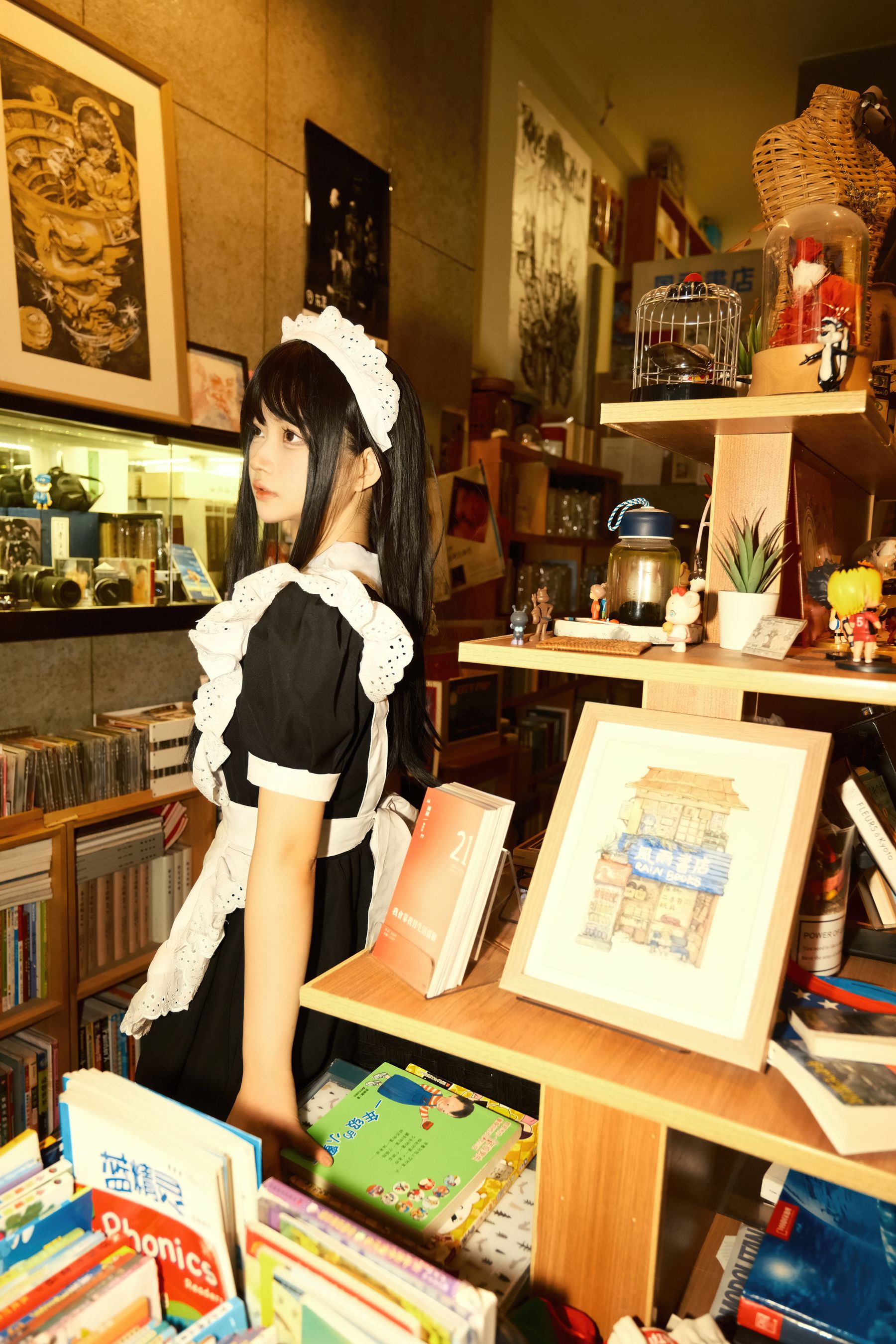 白莉爱吃巧克力 - 原理猪 打工女仆  第9张