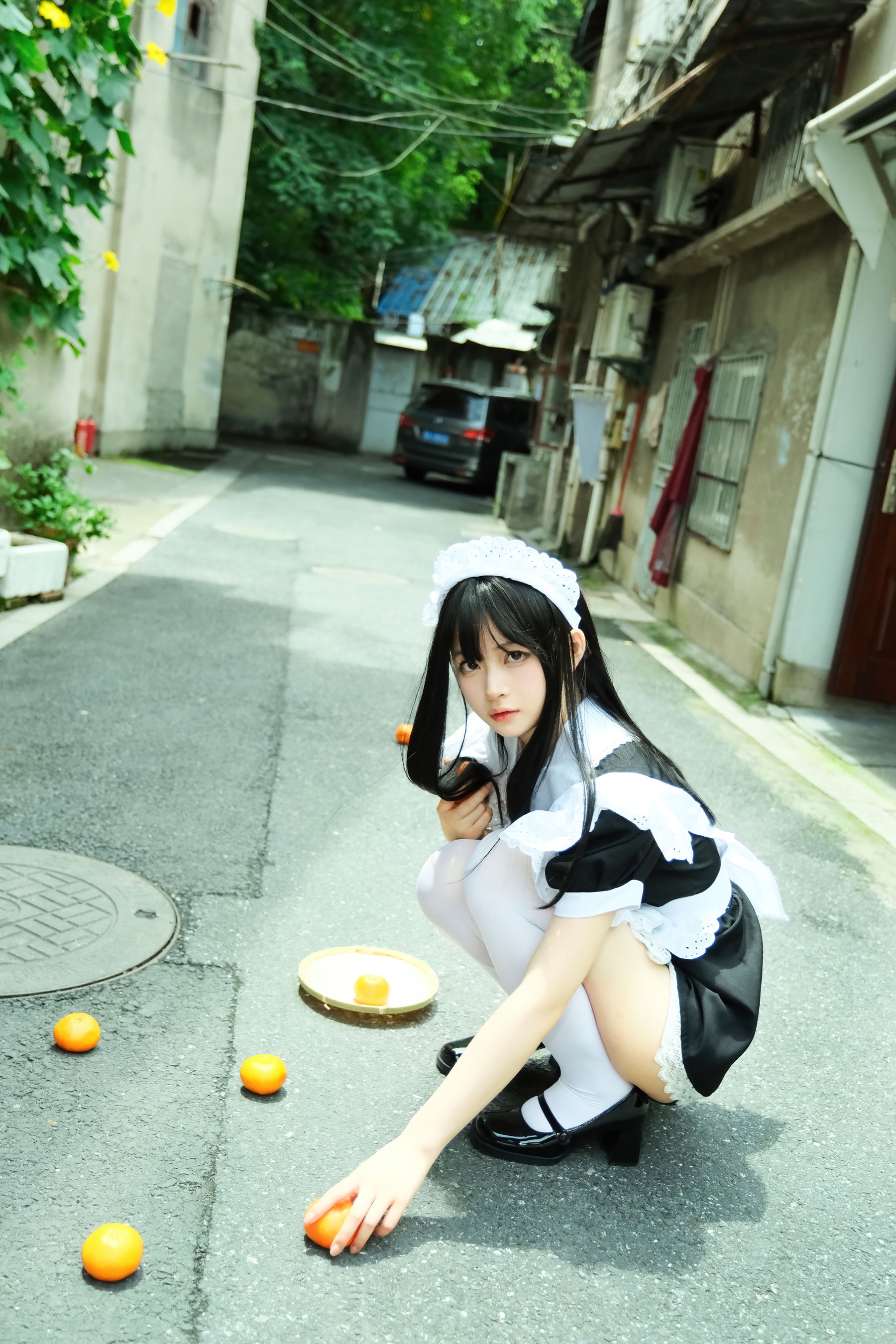 白莉爱吃巧克力 - 原理猪 深巷女仆  第3张