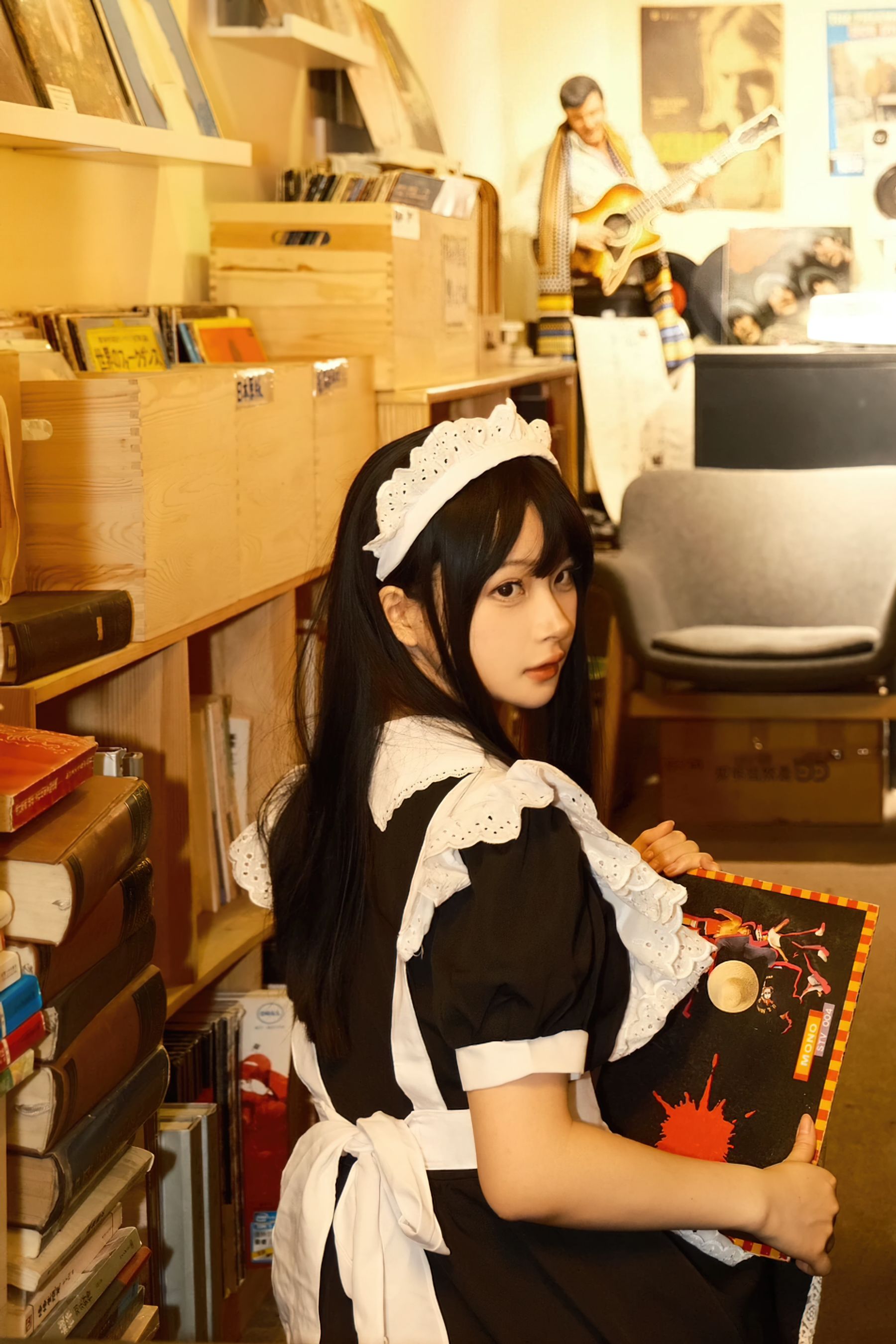 白莉爱吃巧克力 - 原理猪 打工女仆  第11张