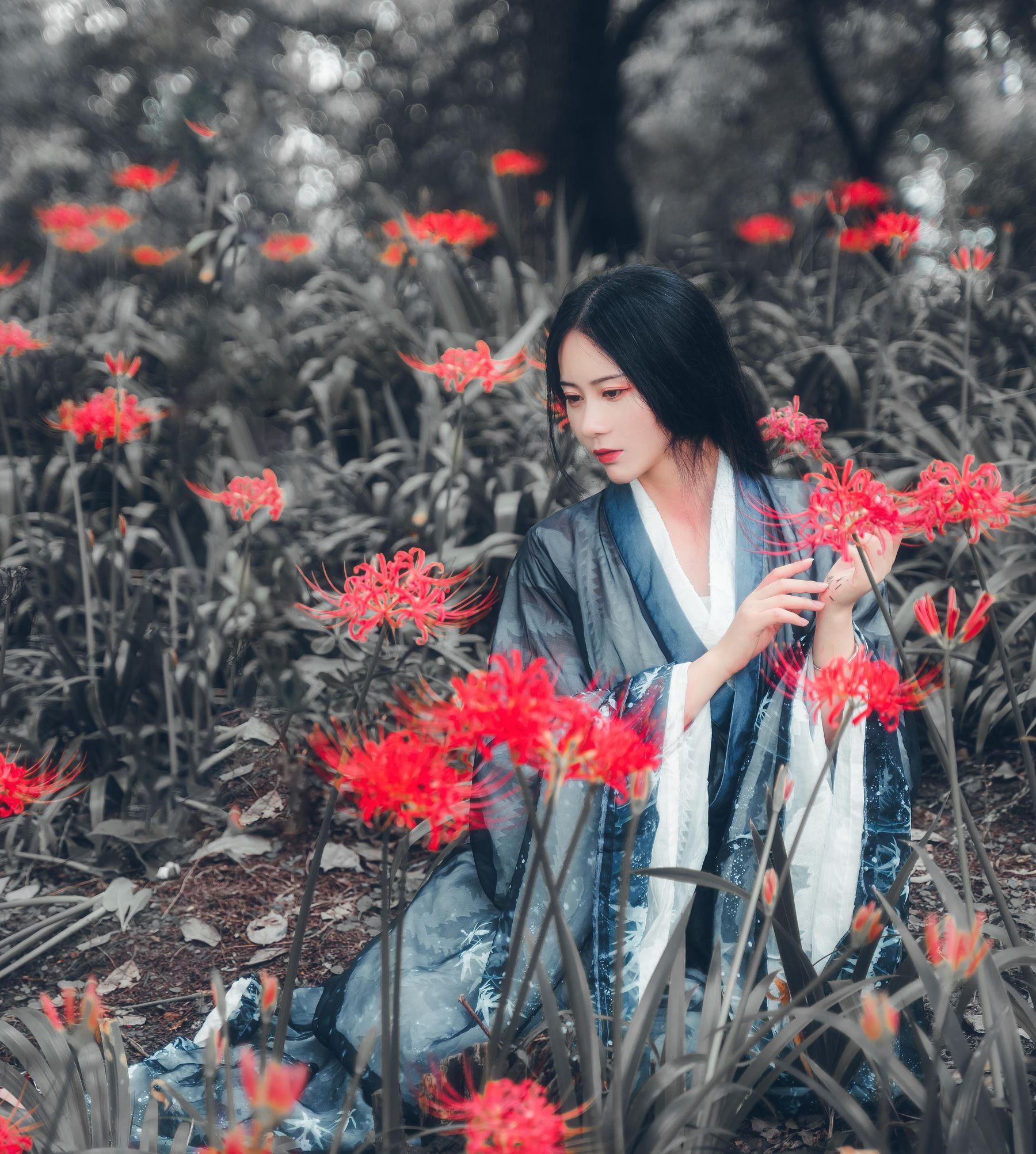 拿相机的执义 - 汉服古风写真彼岸花  第12张