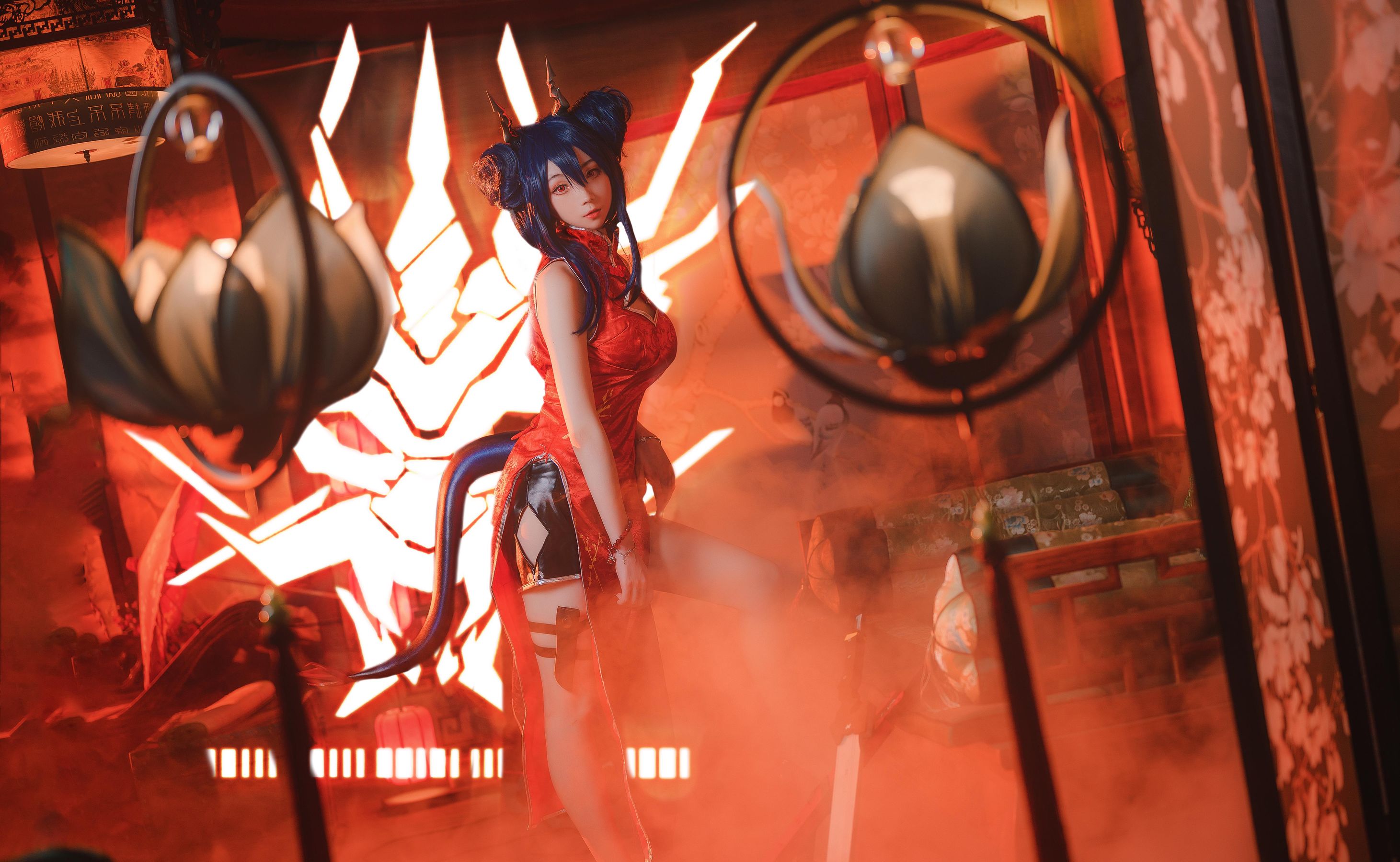 拿相机的执义 -【明日方舟】陈岁红霞  第1张