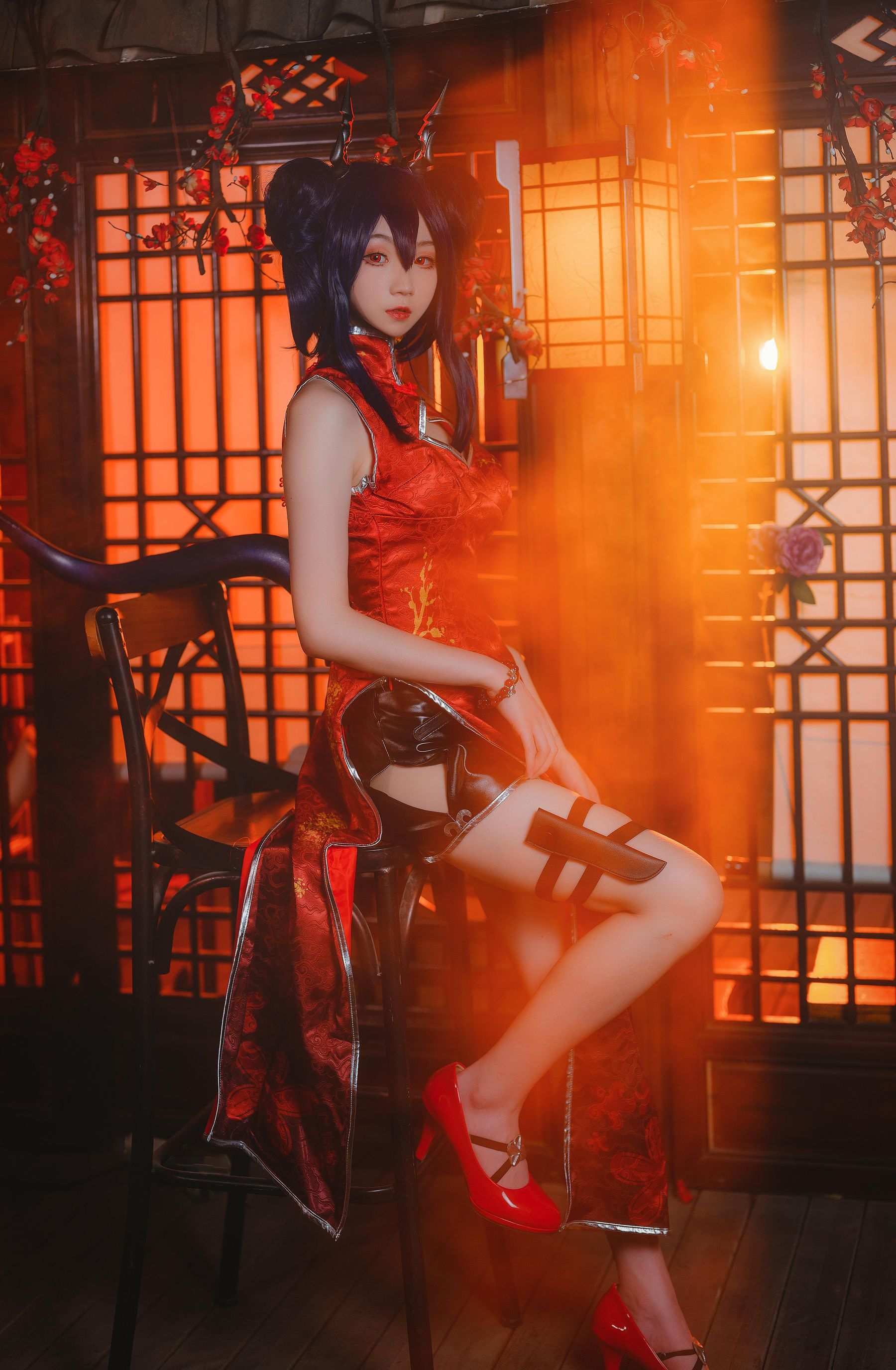 拿相机的执义 -【明日方舟】陈岁红霞  第14张