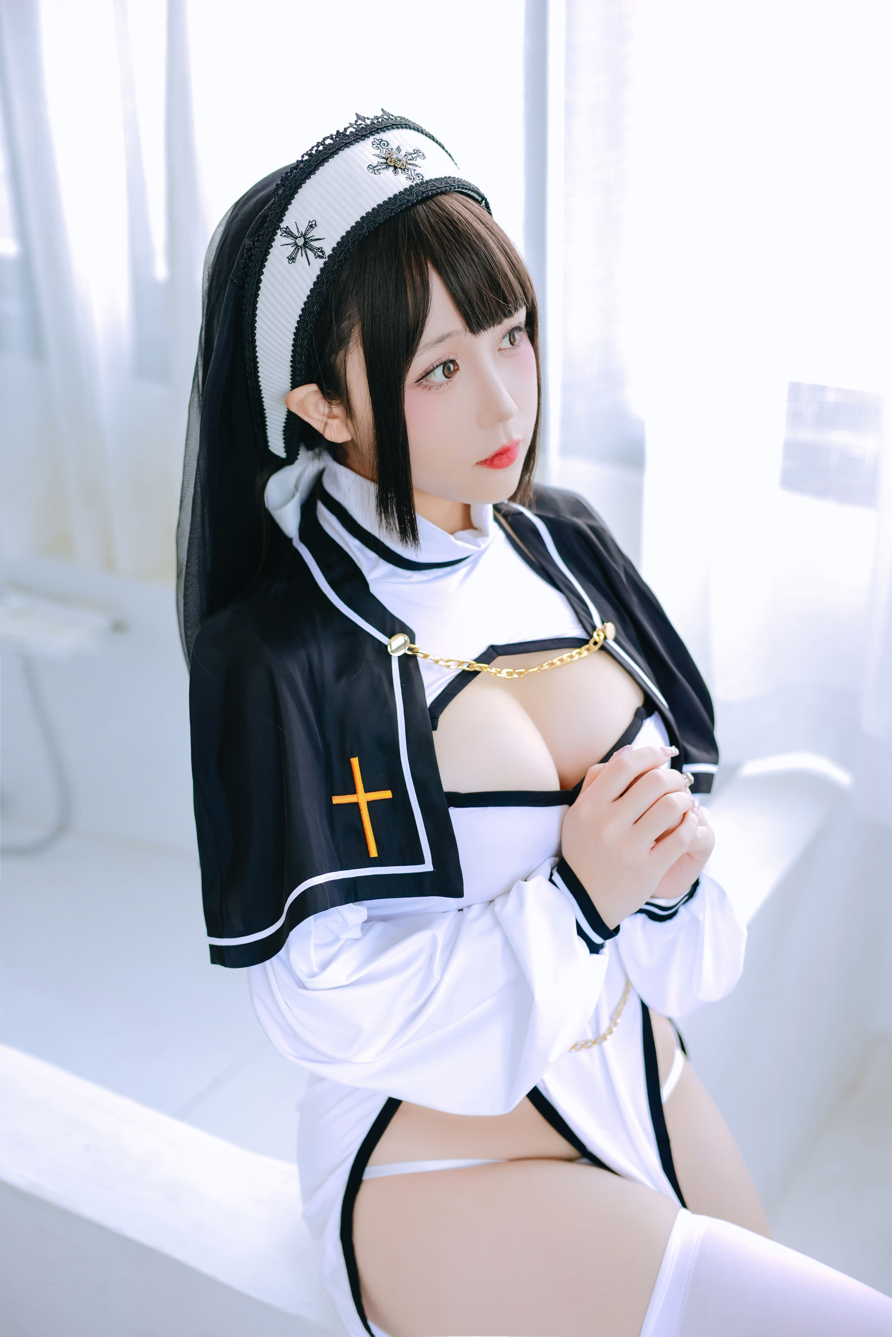 Cosplay 日奈娇 - 圣洁修女  第15张