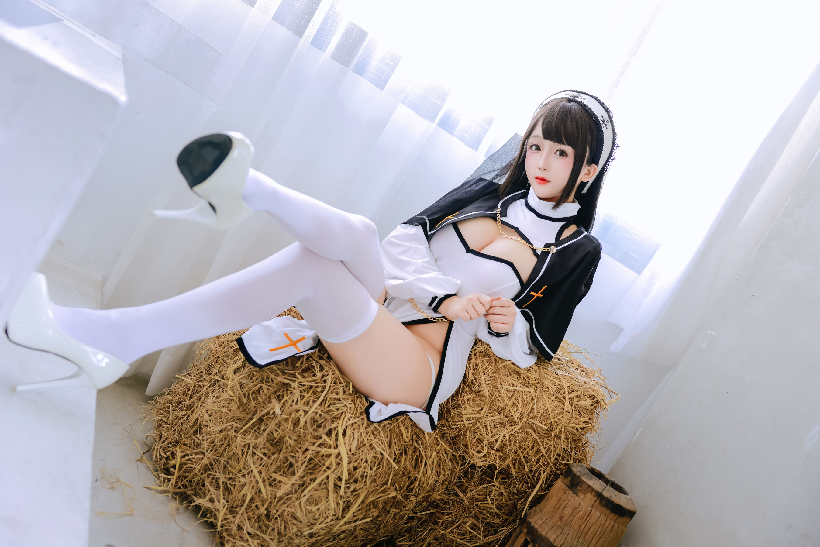 Cosplay 日奈娇 - 圣洁修女  第31张