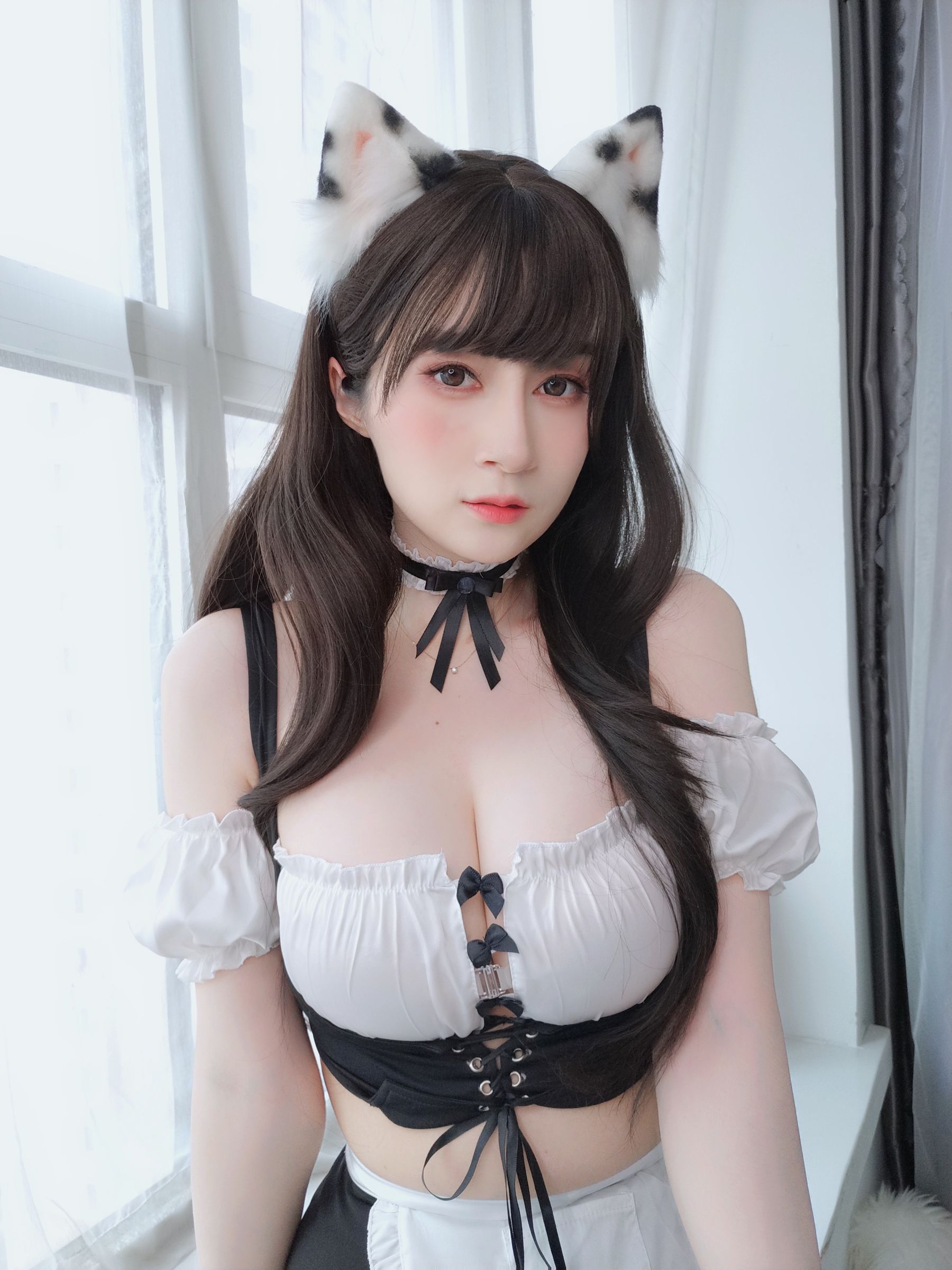 Coser小姐姐 白银 [fantia] 2023年04月 红色上衣  第15张